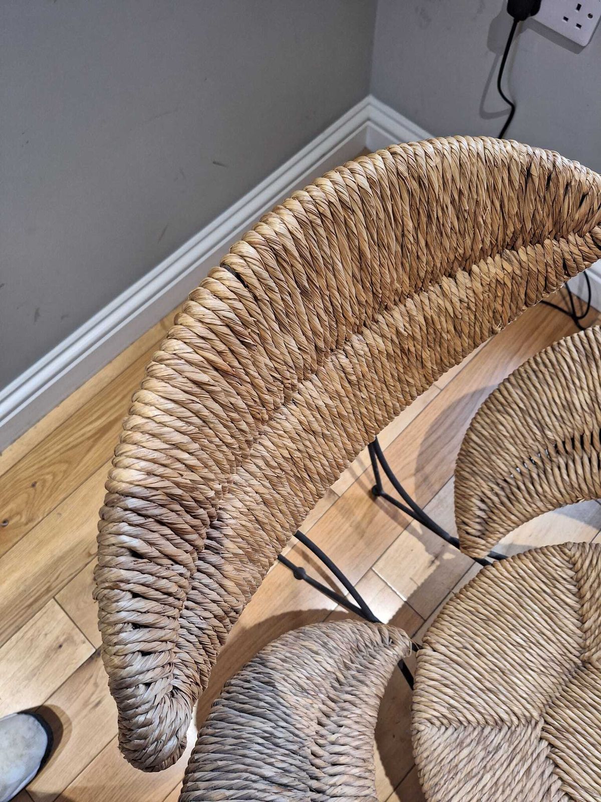 photo furniture Mid Century Modern Banana Chair By Tom Dixon For Cappelli