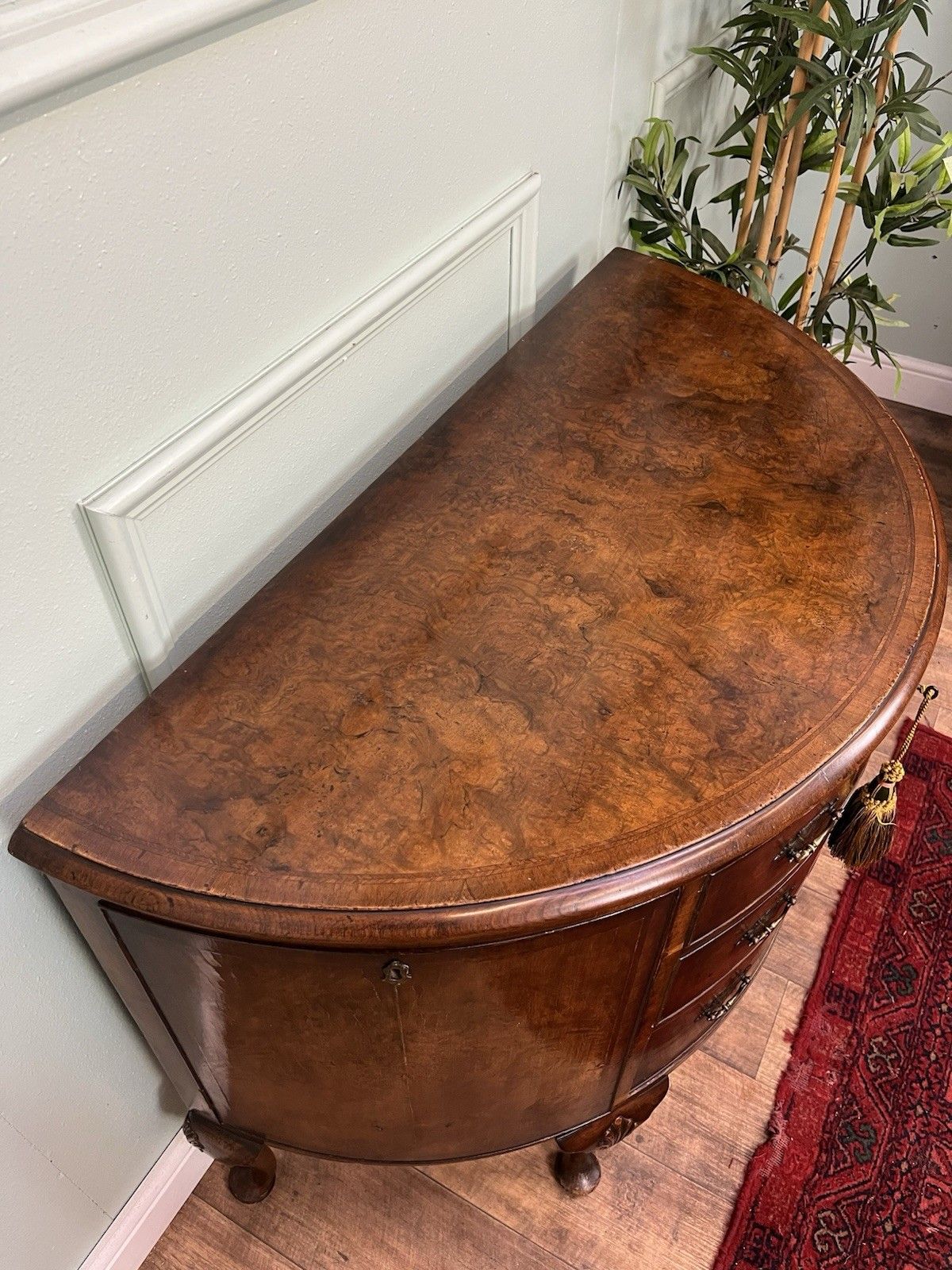 Burr Walnut Antique Queen Anne Style Cabriole Leg Commode, Chest Of Drawers photo Furniture