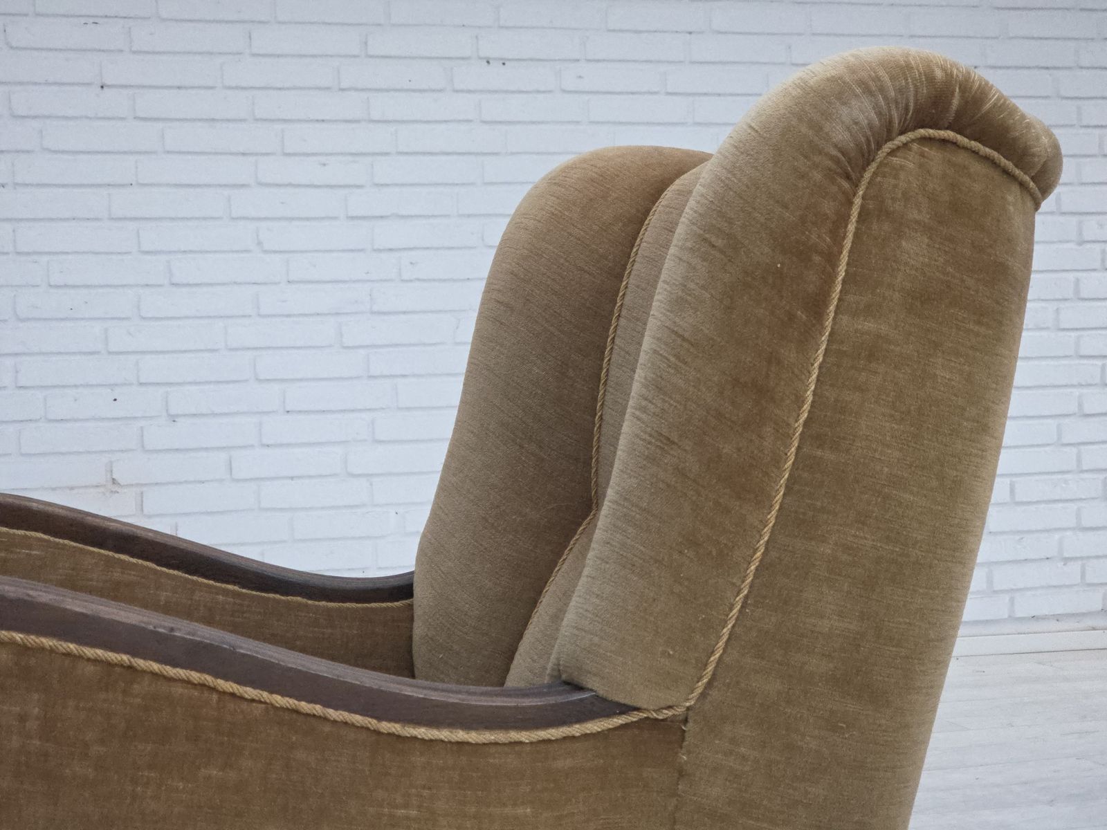 1960s, Danish Relax Chair, Original Green Furniture Velour, Carved Oak Wood. photo vinterior