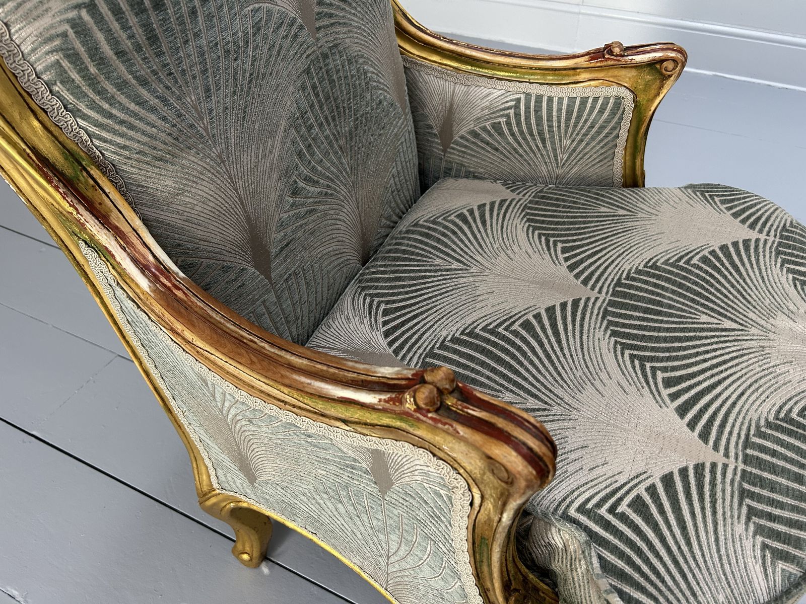 2900.0 Pair Of French Carved Armchairs In Fabric And Giltwood photo