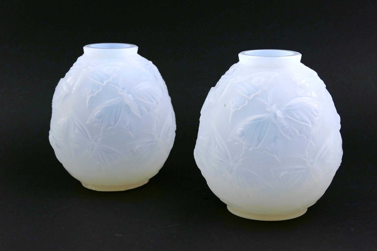 2 Antique French Art Deco Frosted Glass Round Vases By Verlys With Butterfly Pattern, Pair Of Retro 1920 Glassware Designer Chic Home Decor