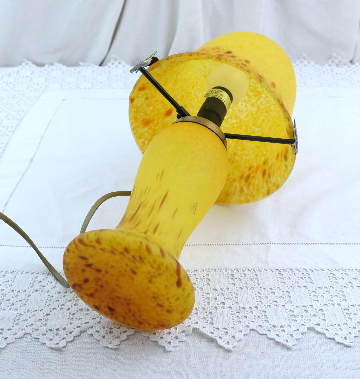 photo furniture Vintage French Art Deco Style Mushroom Lamp In Colorful Yellow And Red Pressed Glass, Retro 1980s Reproduction Glass Paste Table Light