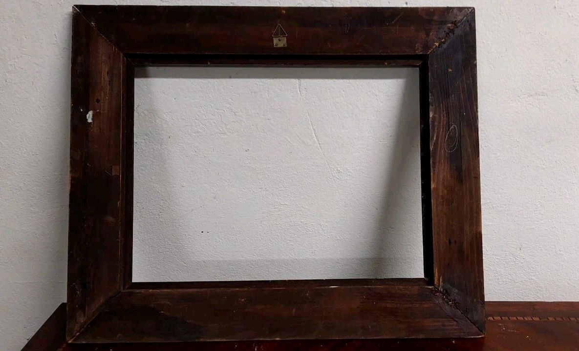 19th Century Renaissance Style Guilloché Frame photo vinterior