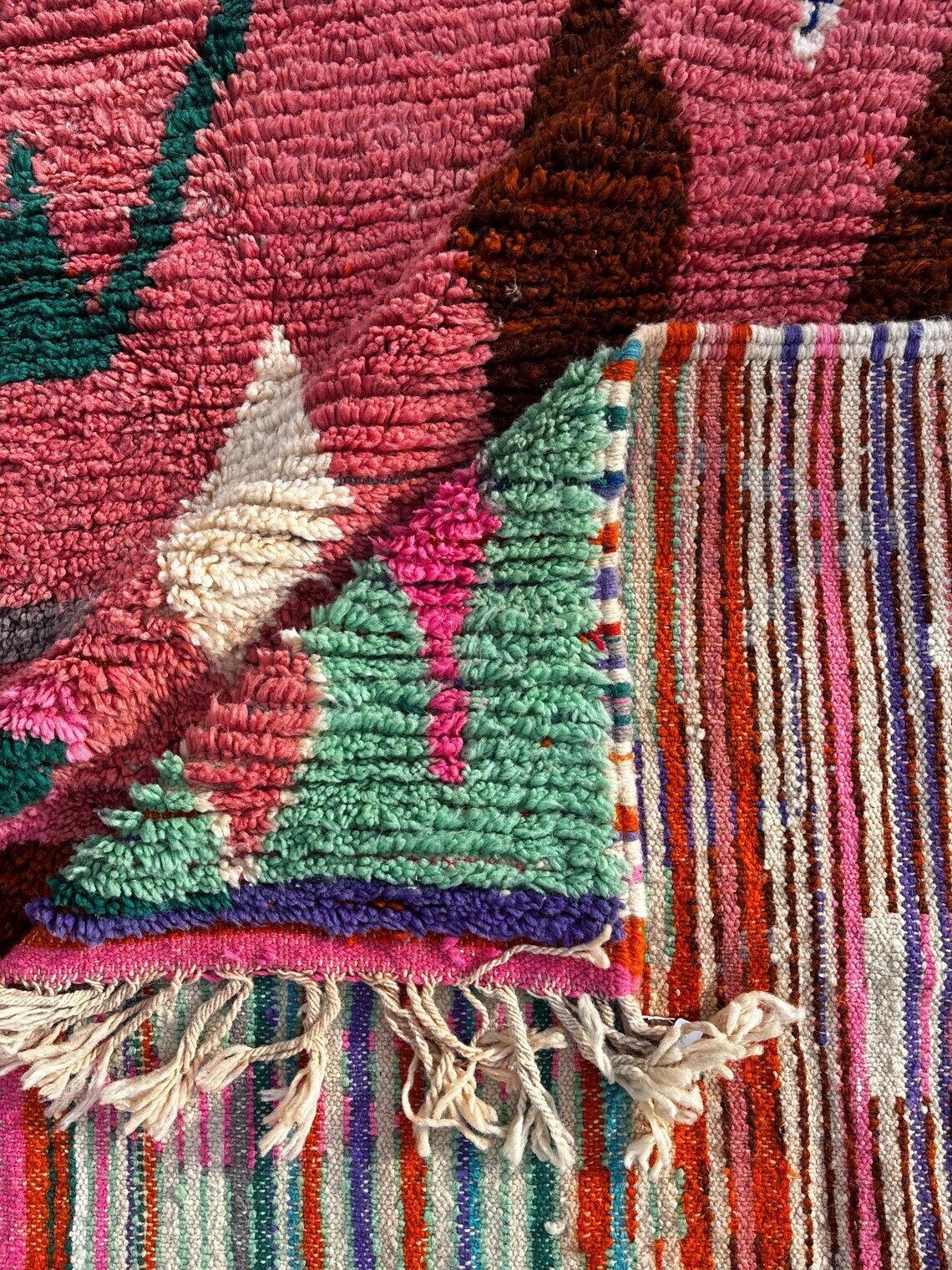 Modern Moroccan Berber Rug 200x300 Cm Handmade Wool Geometric Area Rug Pink Boujad Style photo for sale