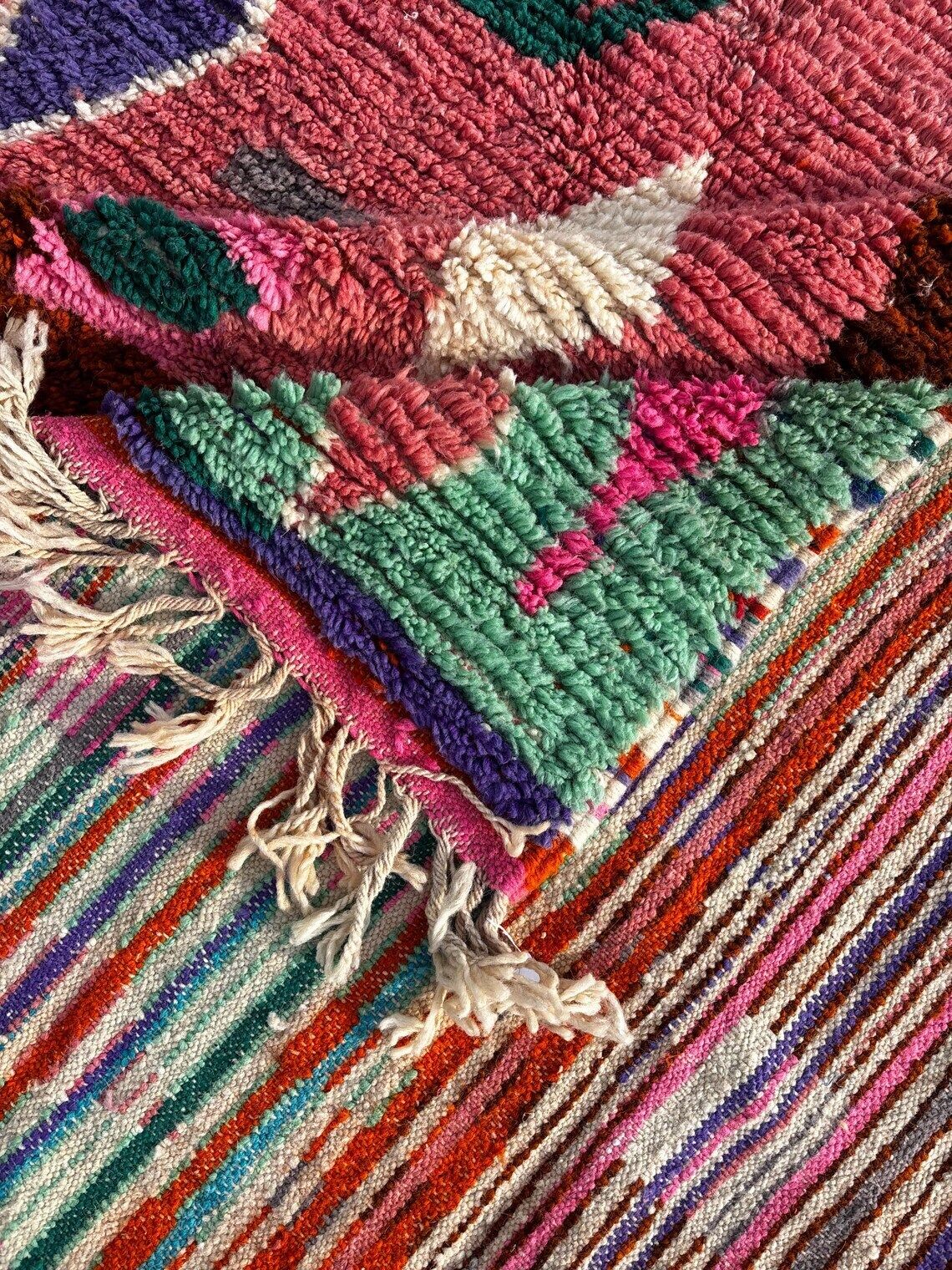photo for sale Modern Moroccan Berber Rug 200x300 Cm Handmade Wool Geometric Area Rug Pink Boujad Style