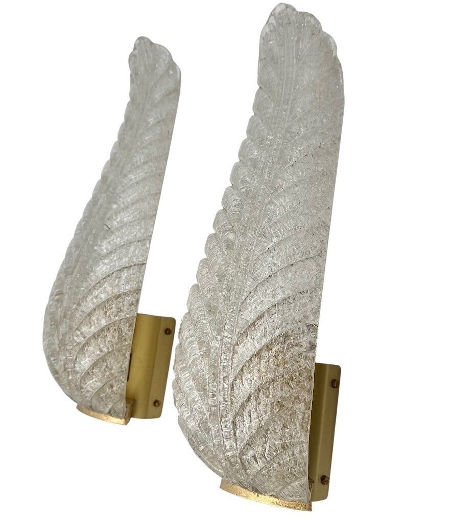 photo for sale A Pair Of Art Deco Style 1960s Barovier & Toso Murano Glass Feather Wall Sconces