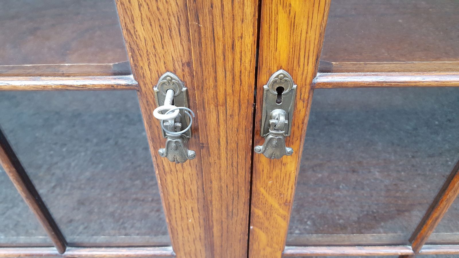 Pair Of Heals 3 Door Oak Bookcases photo Furniture