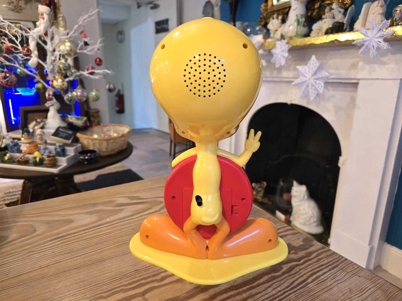 Vintage Tweety Pie Alarm Clock   Looney Tunes 1980s Bird Alarm Clock   Working photo Home Decor