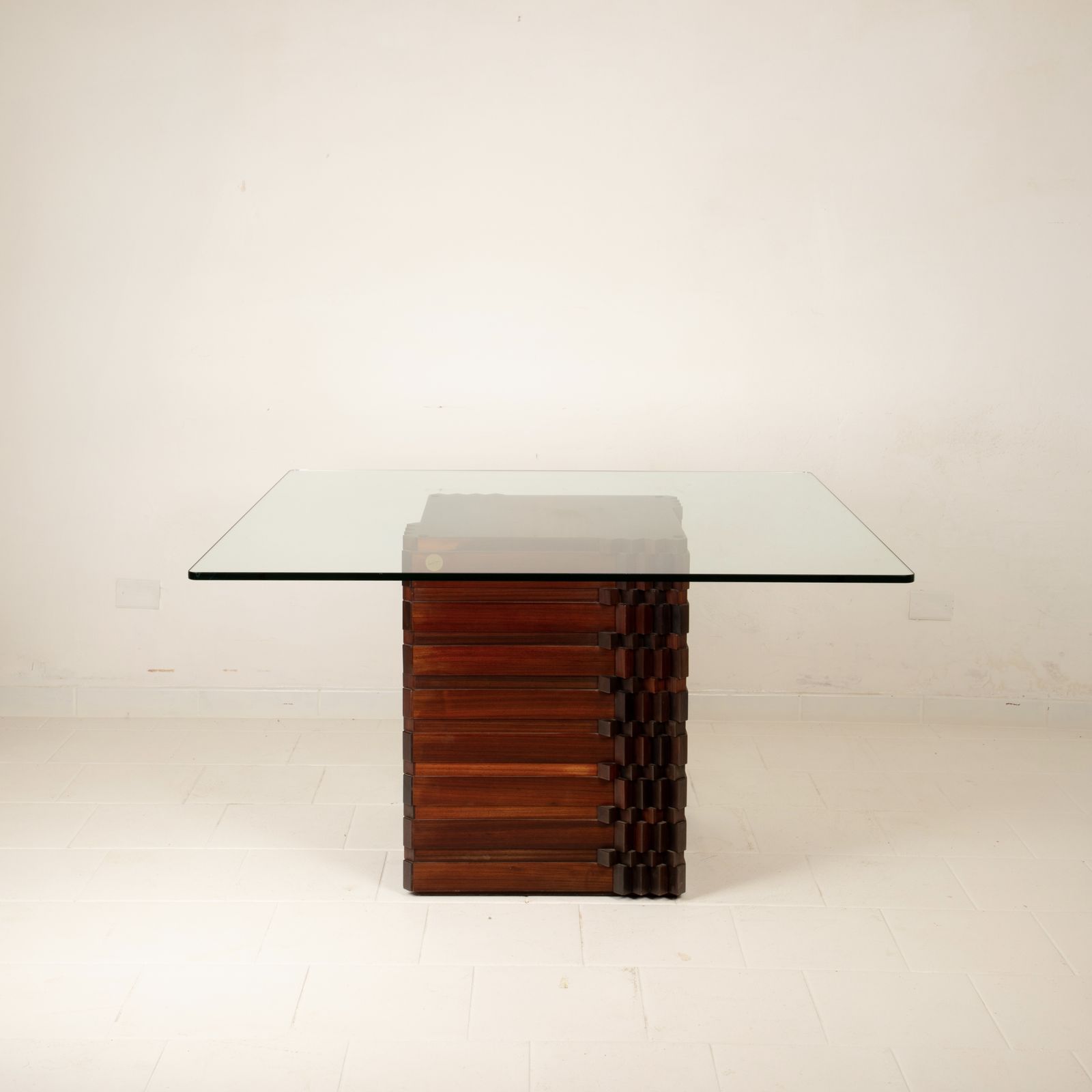 Diamond Table Sculpture 99 By Luciano Frigerio For Frigerio Di Desio 1970 photo buy
