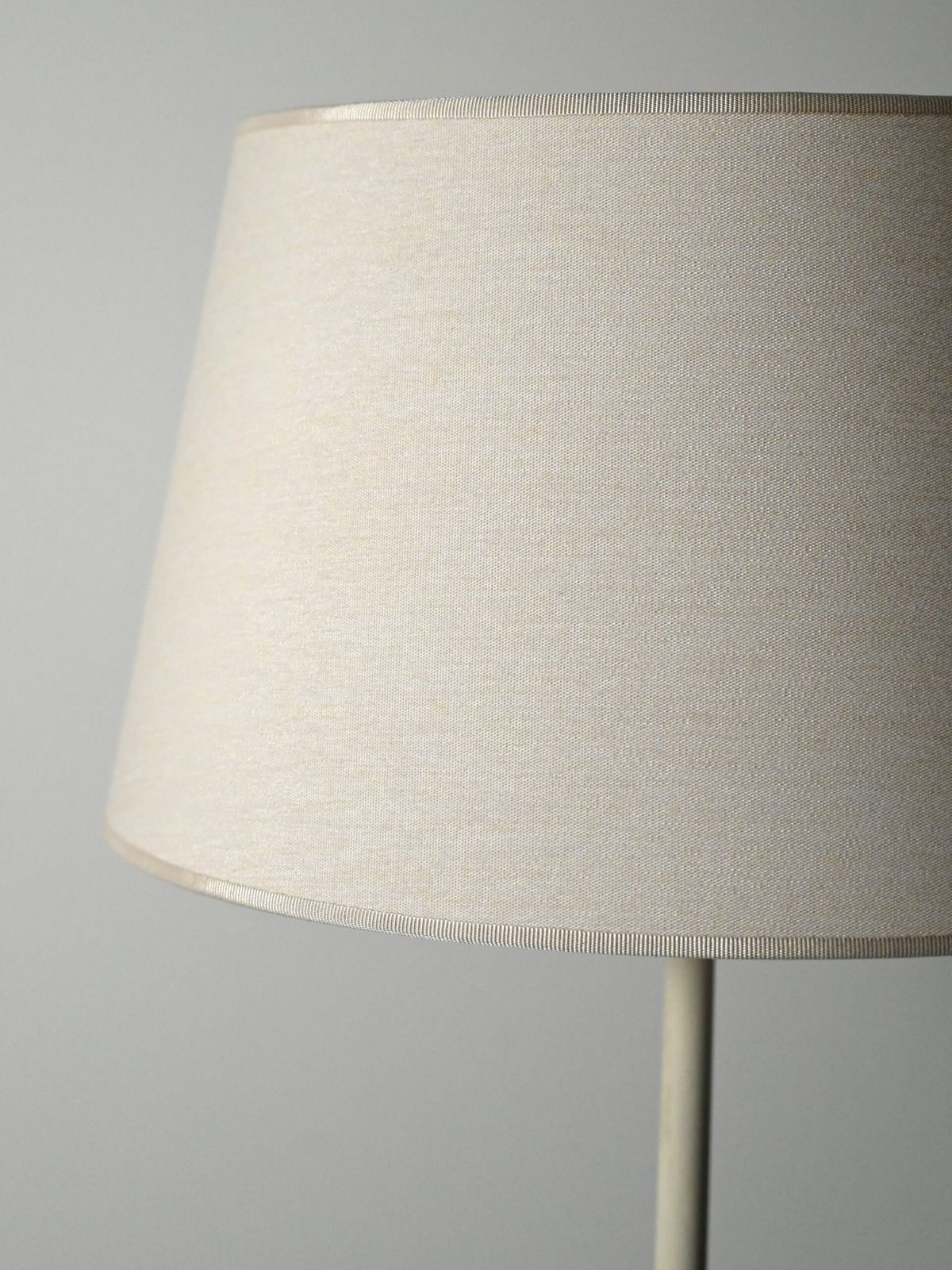 Scandinavian Tripod Floor Lamp In White Lacquered Wood photo for sale