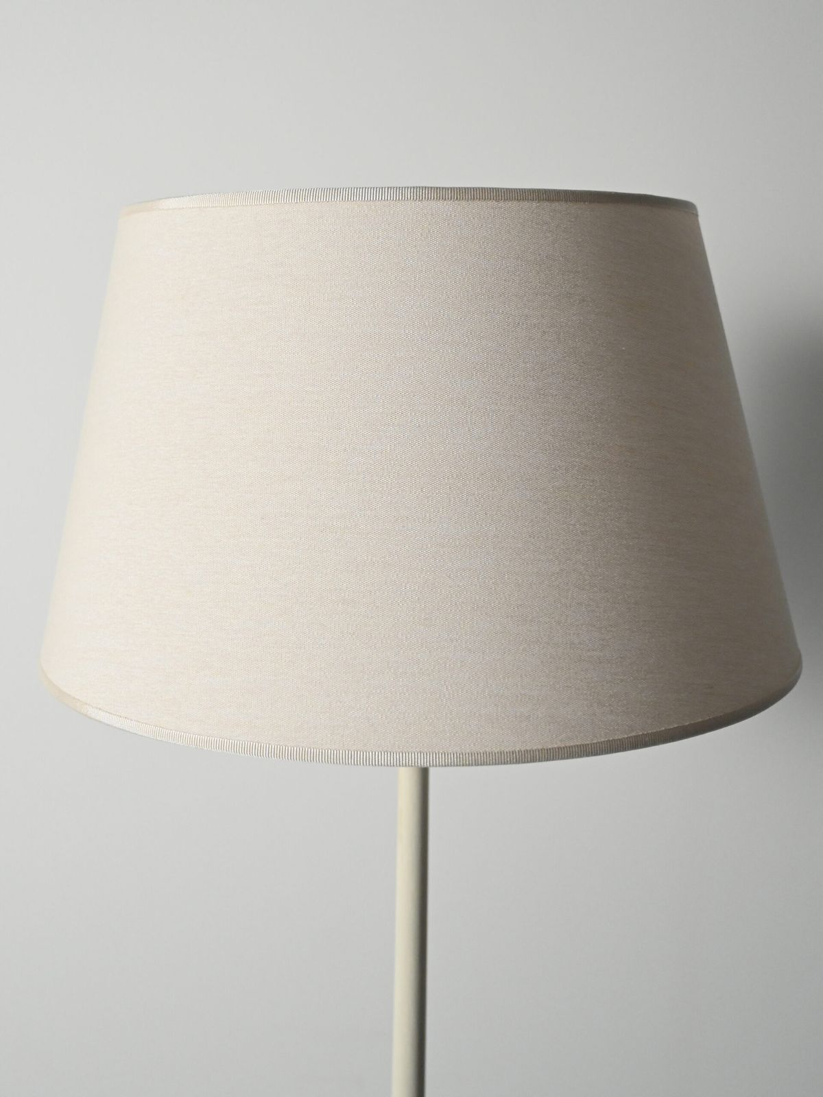 Scandinavian Tripod Floor Lamp In White Lacquered Wood photo buy