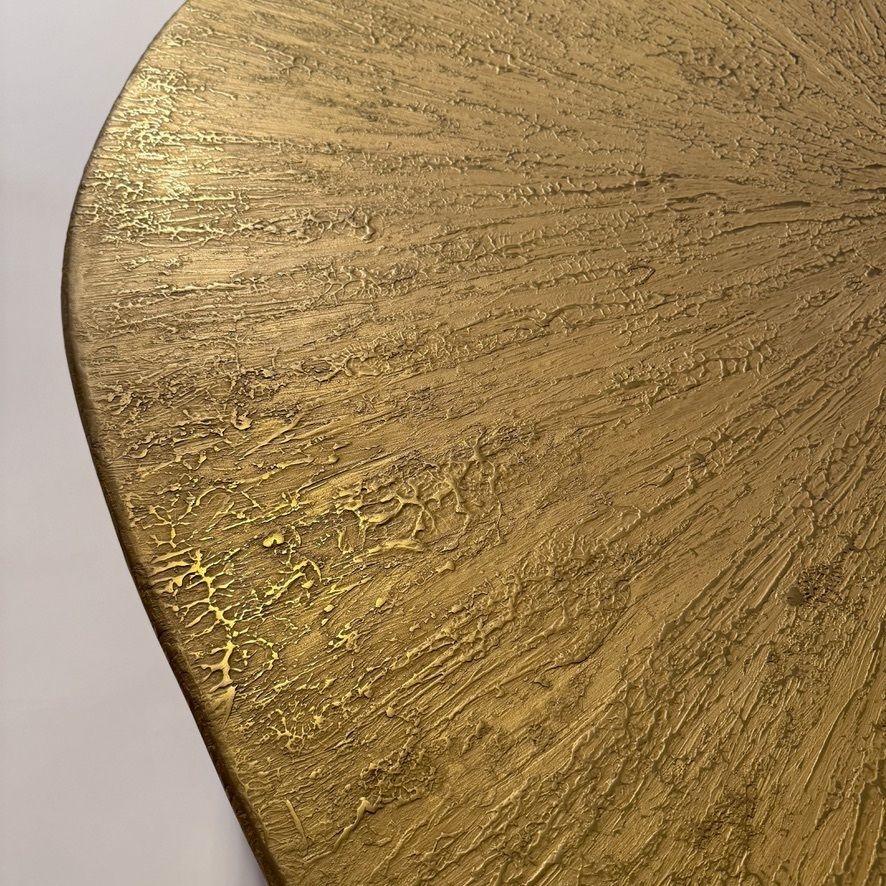 Late 20th Century Sculptural Roundish Brass Top And Blak Iron Coffee Table photo vinterior