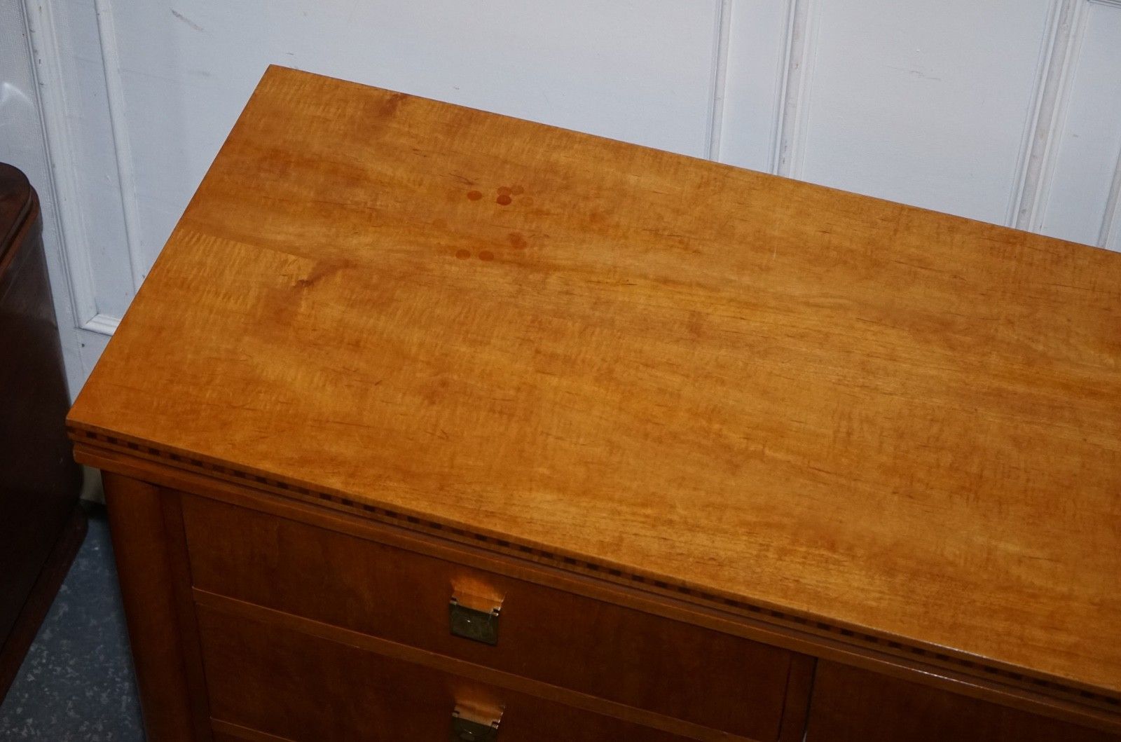 photo vinterior American Hickory White Genesis Biedermeier Dresser Sideboard Bank Of Drawers
