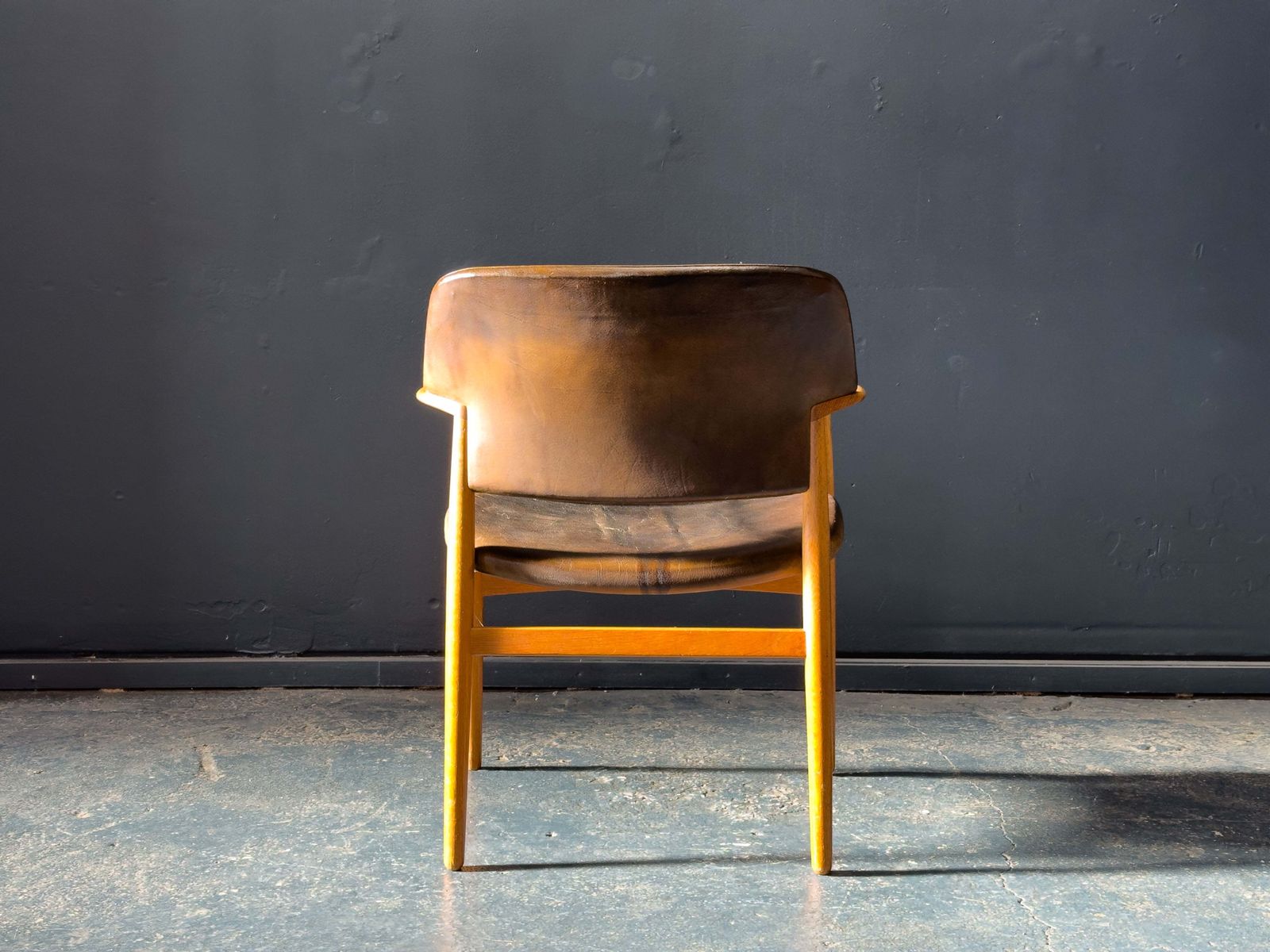 Ejnar Larsen & Aksel Bender Madsen Model 4205 Chair photo buy