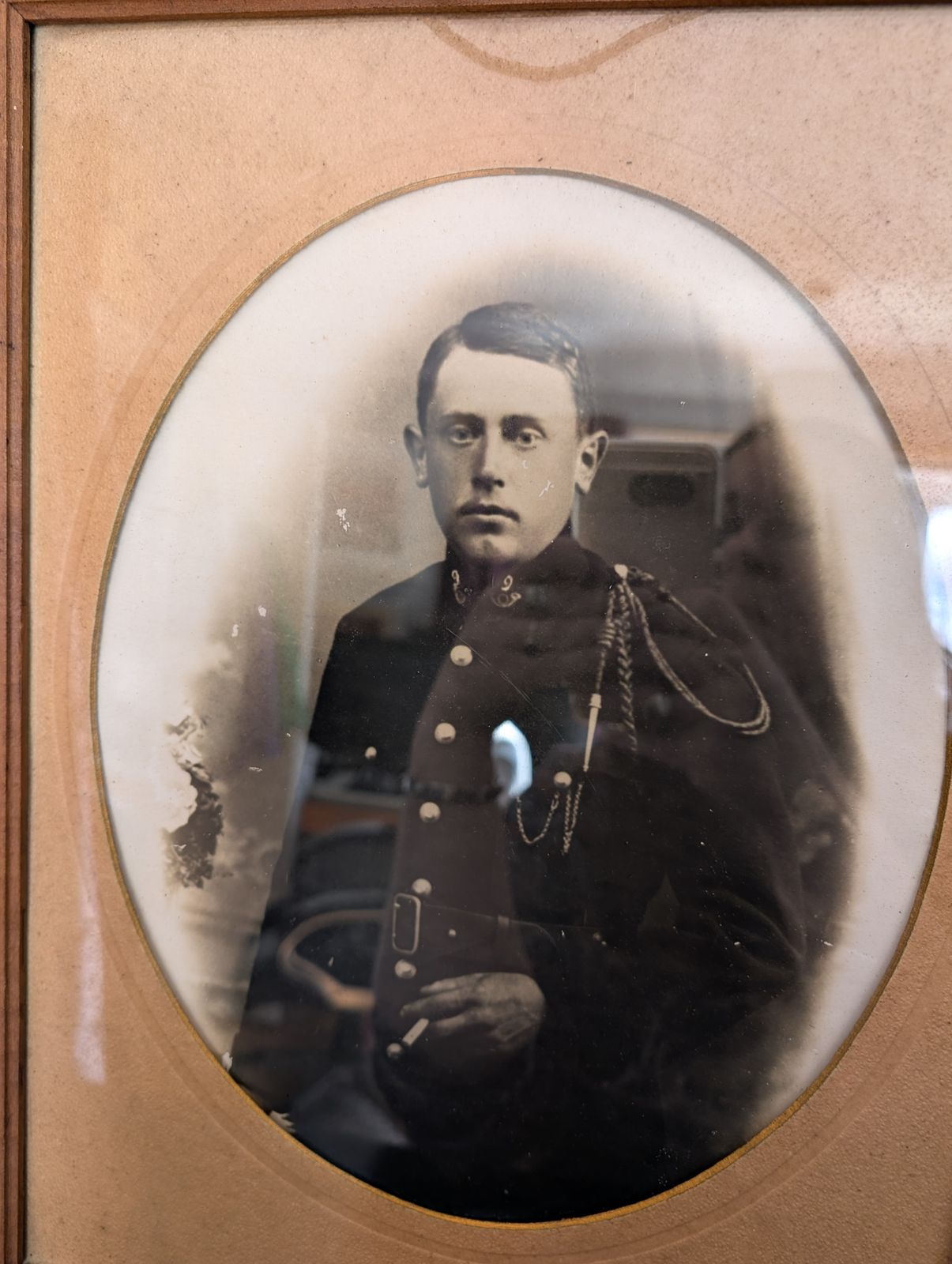 Antique Framed Photograph Soldier Military Carved Wood Frame photo furniture