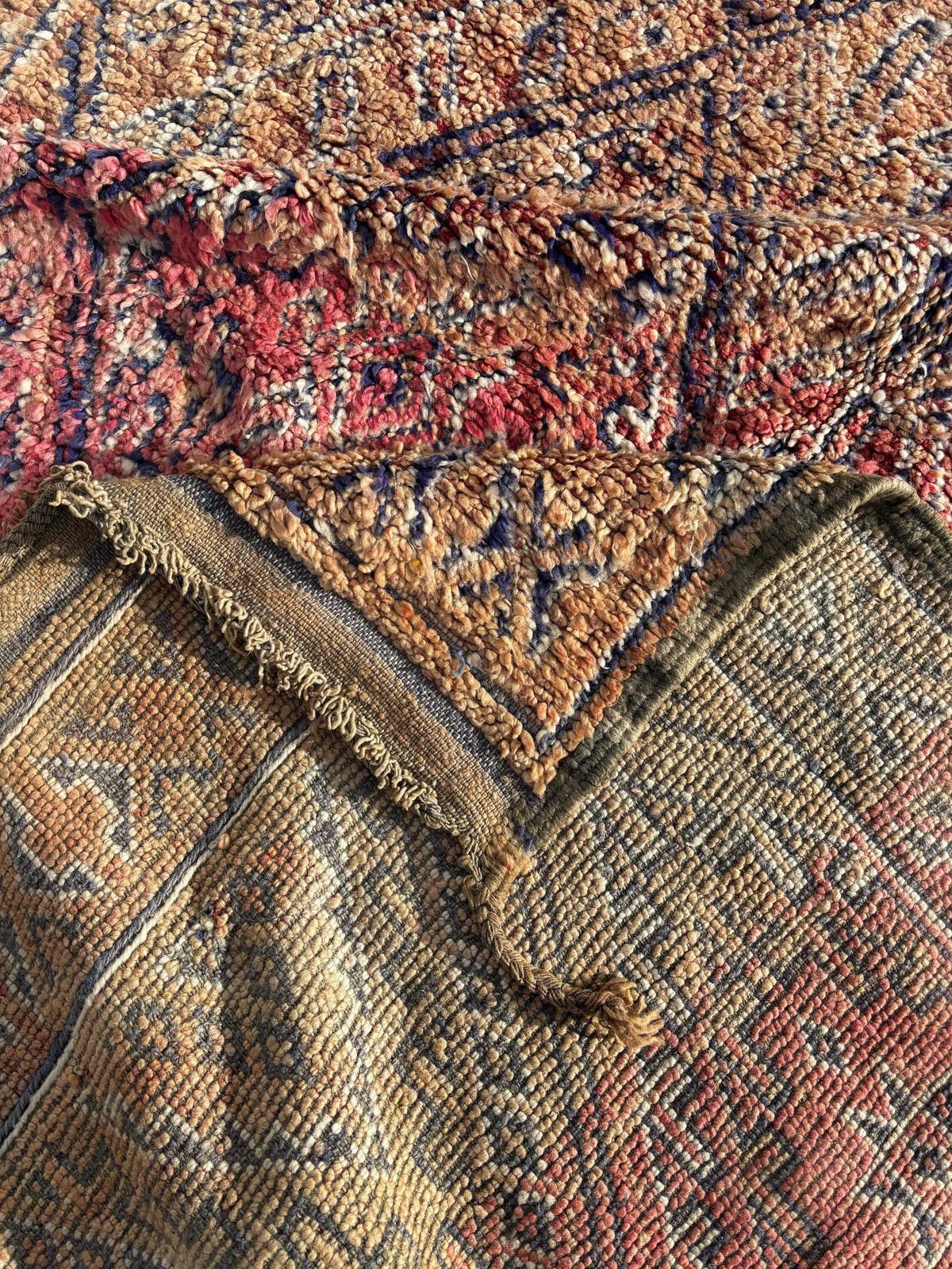 Vintage Moroccan Beni M’guild Rug 190x350 Cm – Authentic Handwoven Wool Berber Rug From The Atlas Mountains photo Textiles