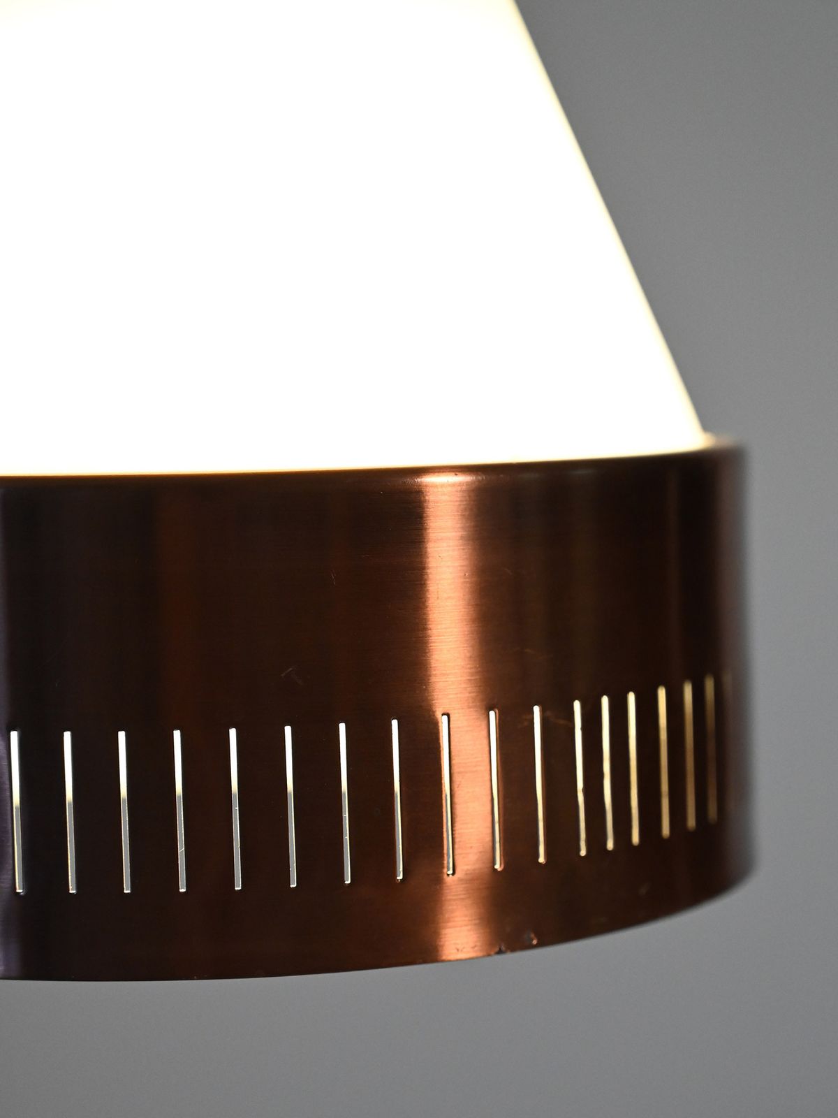 Scandinavische Hanglamp Met Koperen Ring photo 390.0