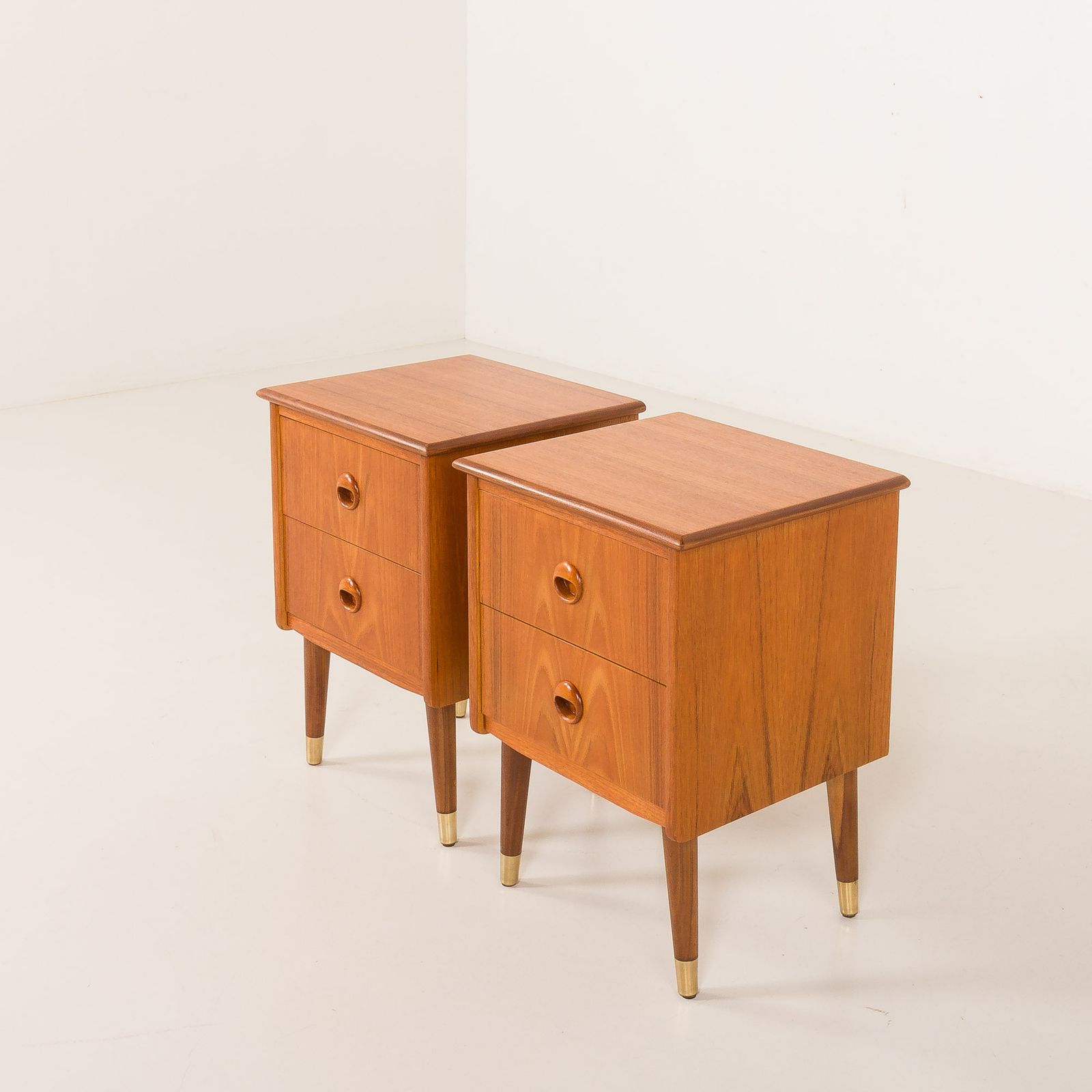 photo vinterior Danish Mid Century Teak Night Stands, Bedside Tables, Set Of 2, 1950s