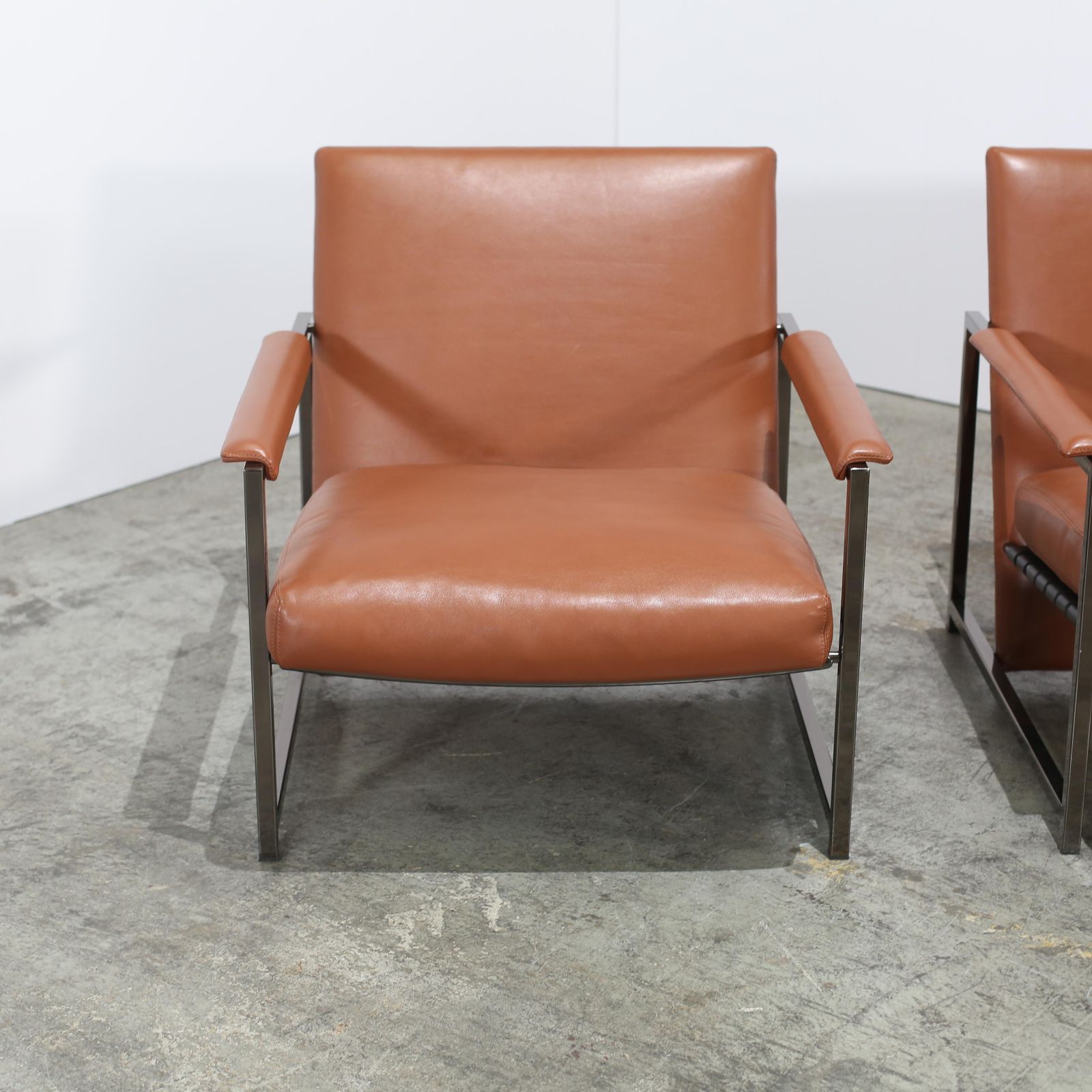 Minotti Atlan Armchairs By Rodolfo Dordoni, Set Of Two photo vinterior