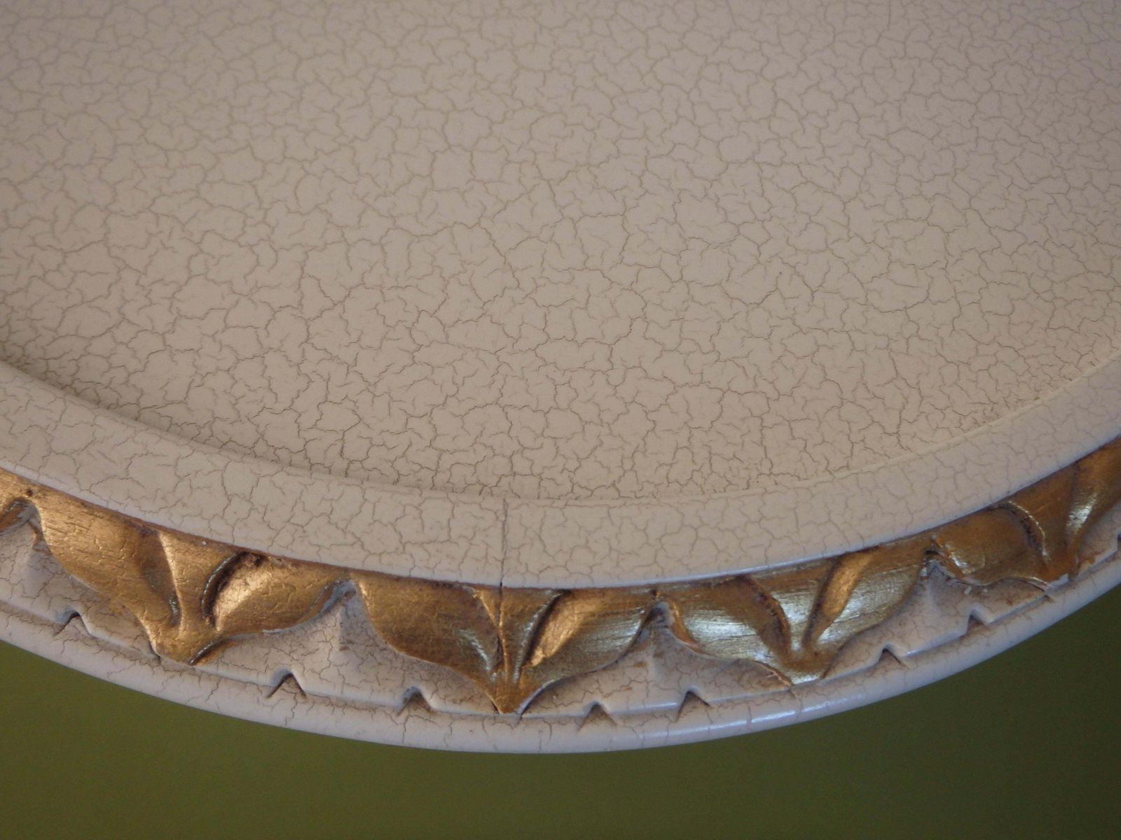 Pair Oval Off White "Craquelee" Night Stands With Golden Elements Emipre Stile photo buy