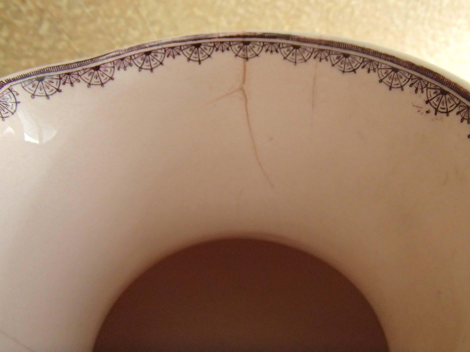 Four Pieces Pottery Chamber Set Pale Rose Violet "Malines" Sarrguemine photo vintage