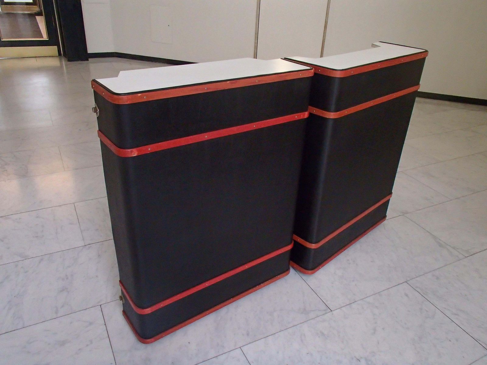Modern Trunk Bar Black And Red With Sink Inside On Wheels photo vintage