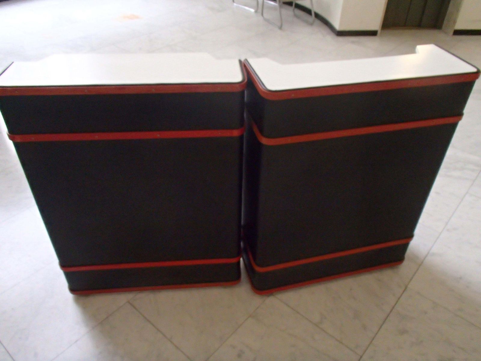 photo for sale Modern Trunk Bar Black And Red With Sink Inside On Wheels