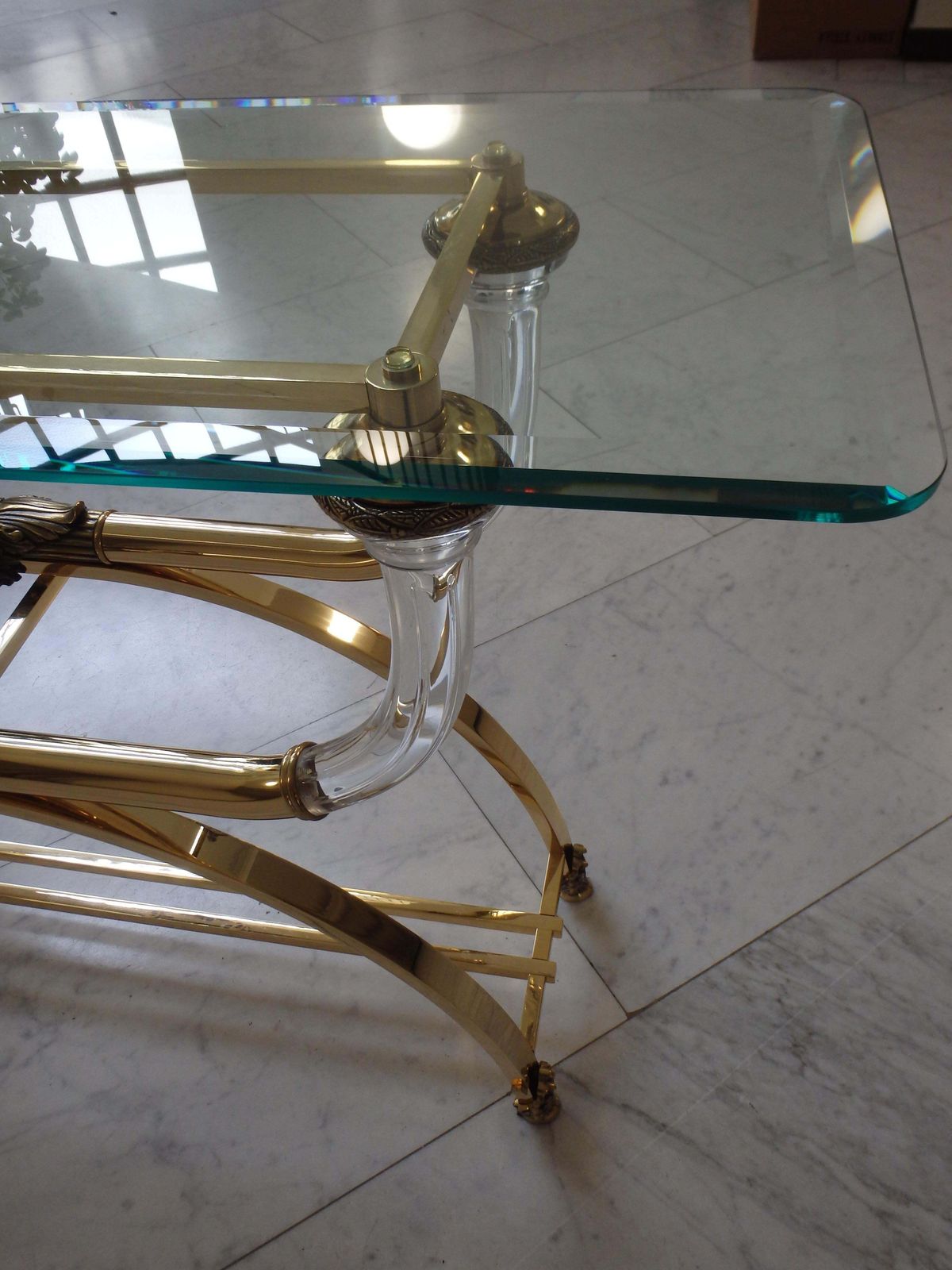 photo vinterior Sophisticated Console Brass And Plexiglass With Cut Glass Top By Gianni Versace