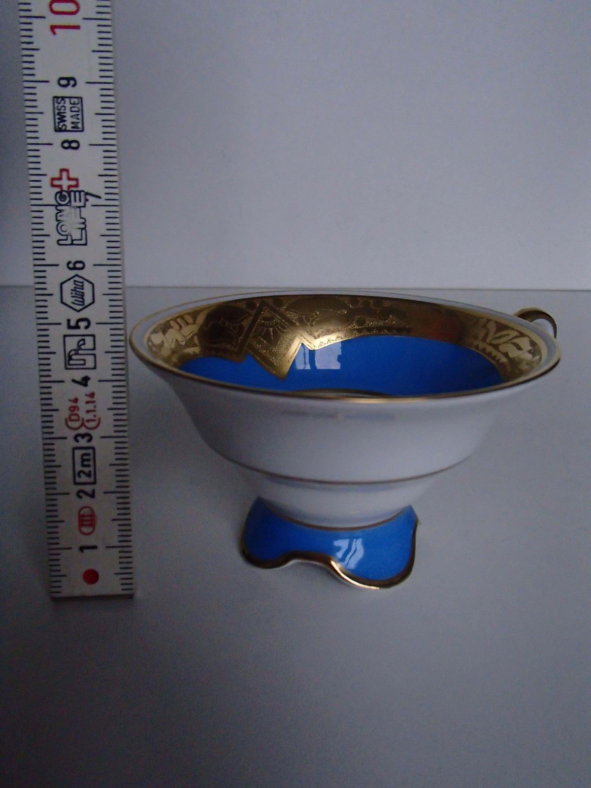 118.0 Elegant Porcelain Coffee Cup By Hutschenreuther Selb Bavaria Gold Plated photo