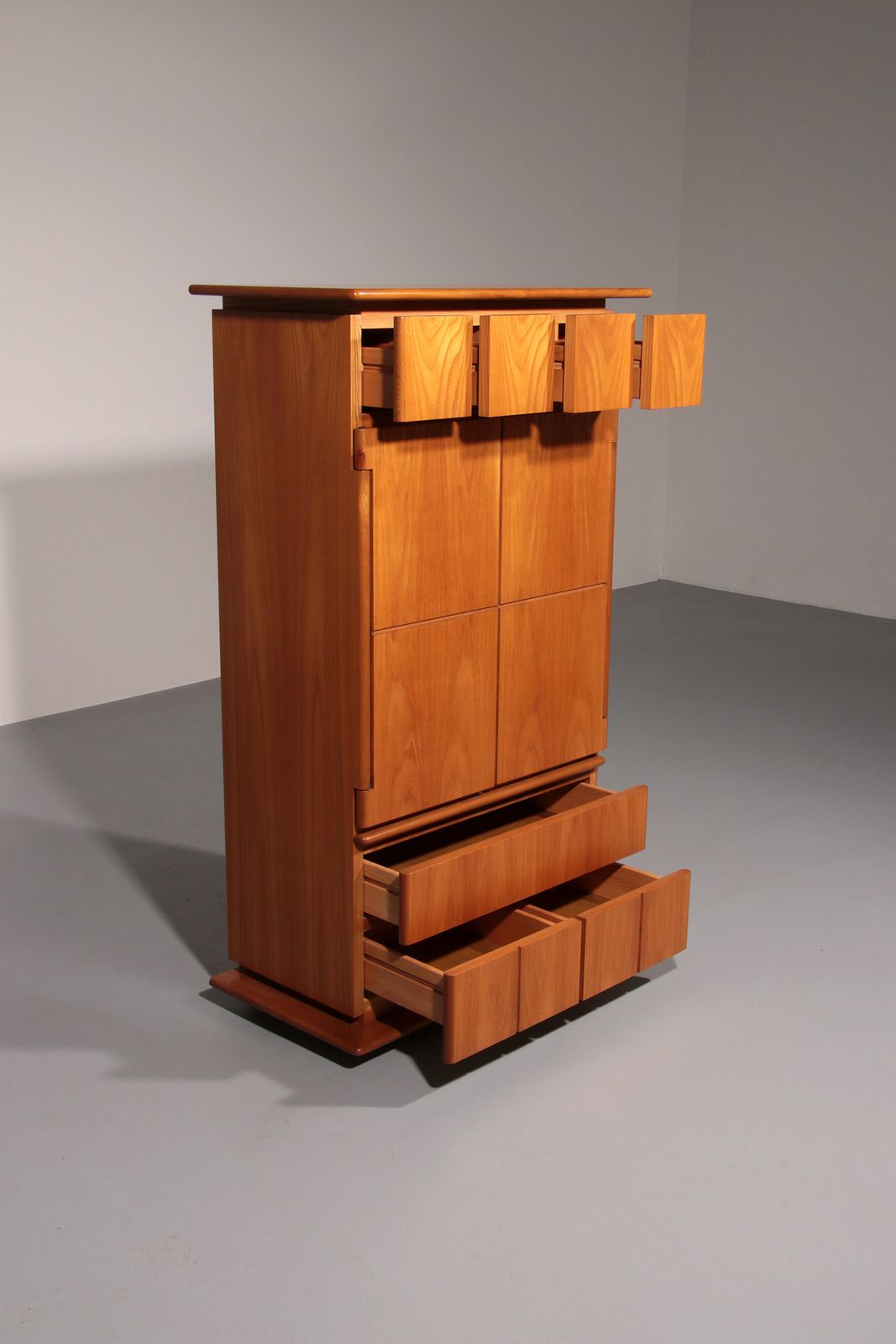 Furniture Iconic Italian Design Cabinet “Il Cerniera” By Silvana Arcelli Montanari For Tonelli (1970s) photo