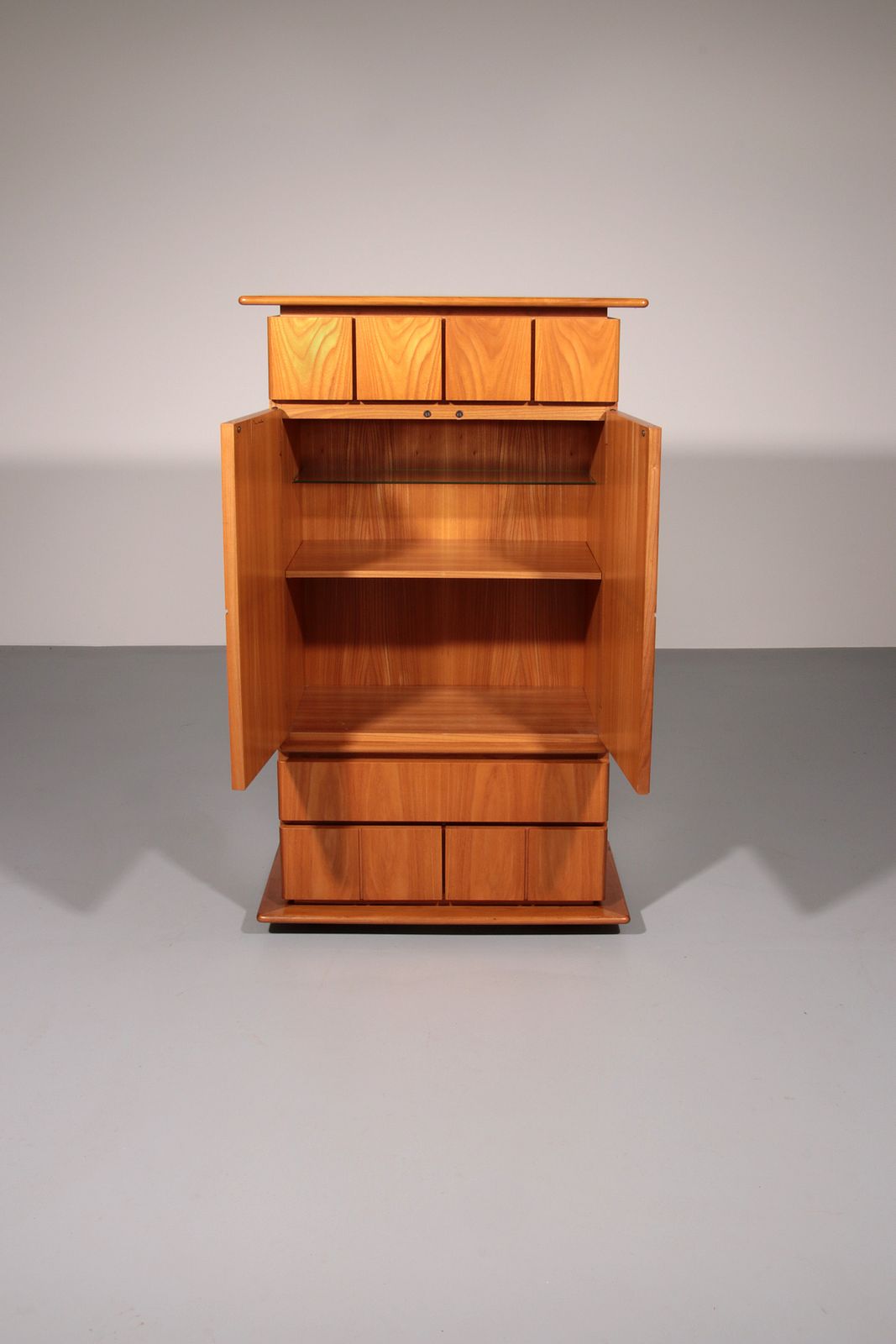 4500.0 Iconic Italian Design Cabinet “Il Cerniera” By Silvana Arcelli Montanari For Tonelli (1970s) photo
