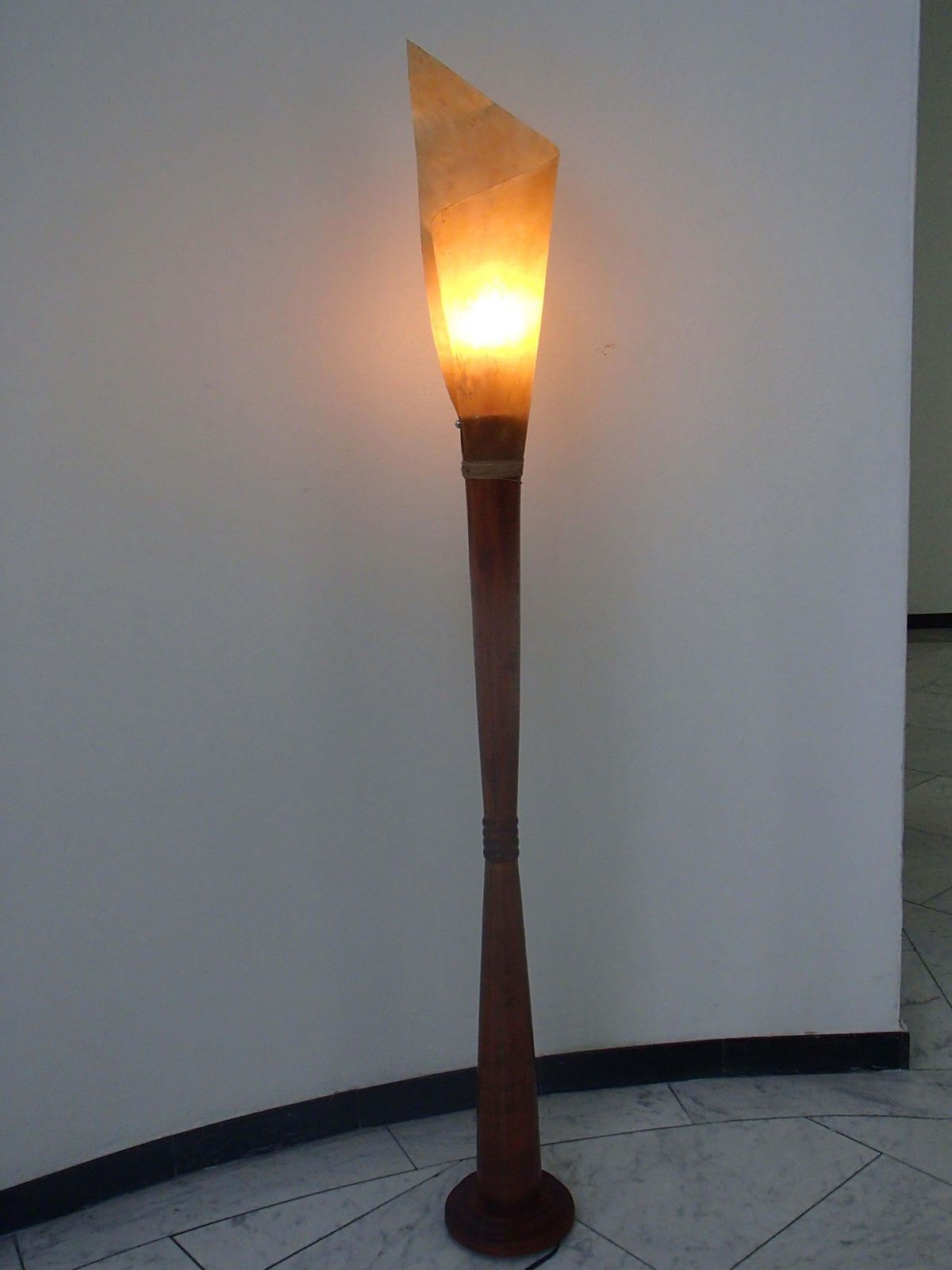 photo vinterior Midcentury Brutalist Pair Handmade Floor Lamps Wood And Rolled Skin Shades