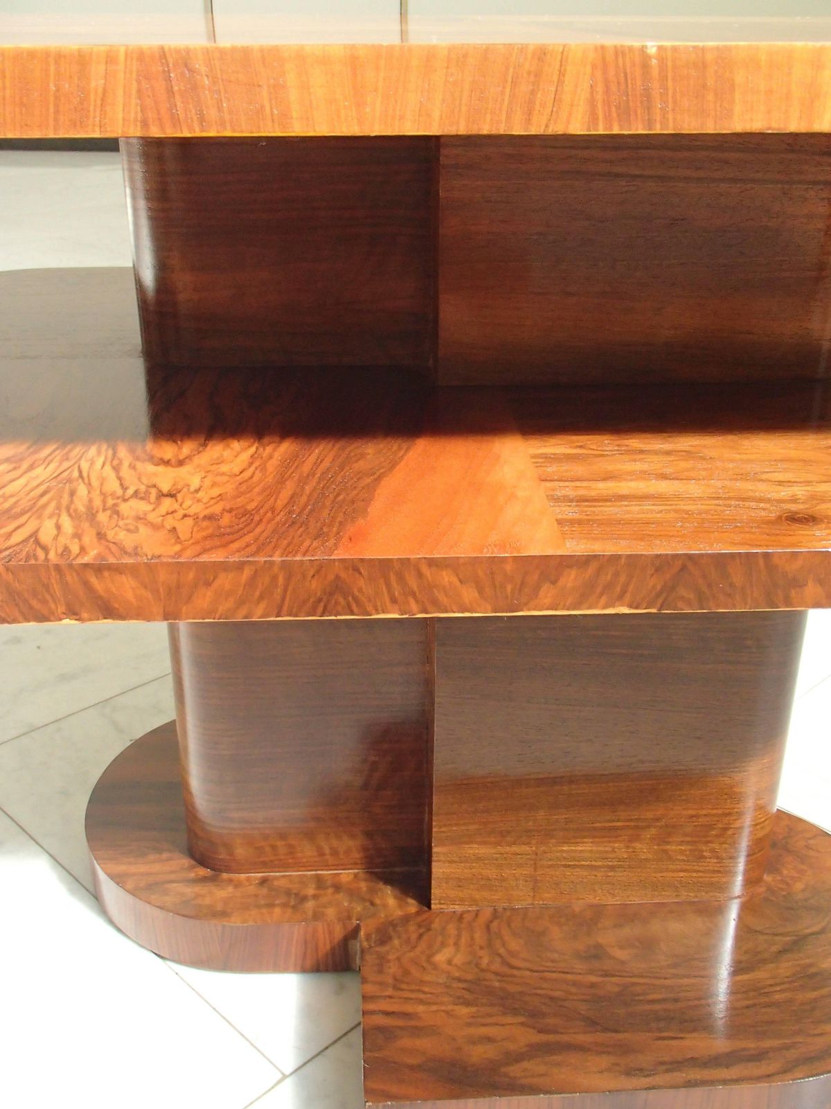 photo vintage Art Deco Table Or Low Console Rose Wood And Walnut Square Double Top