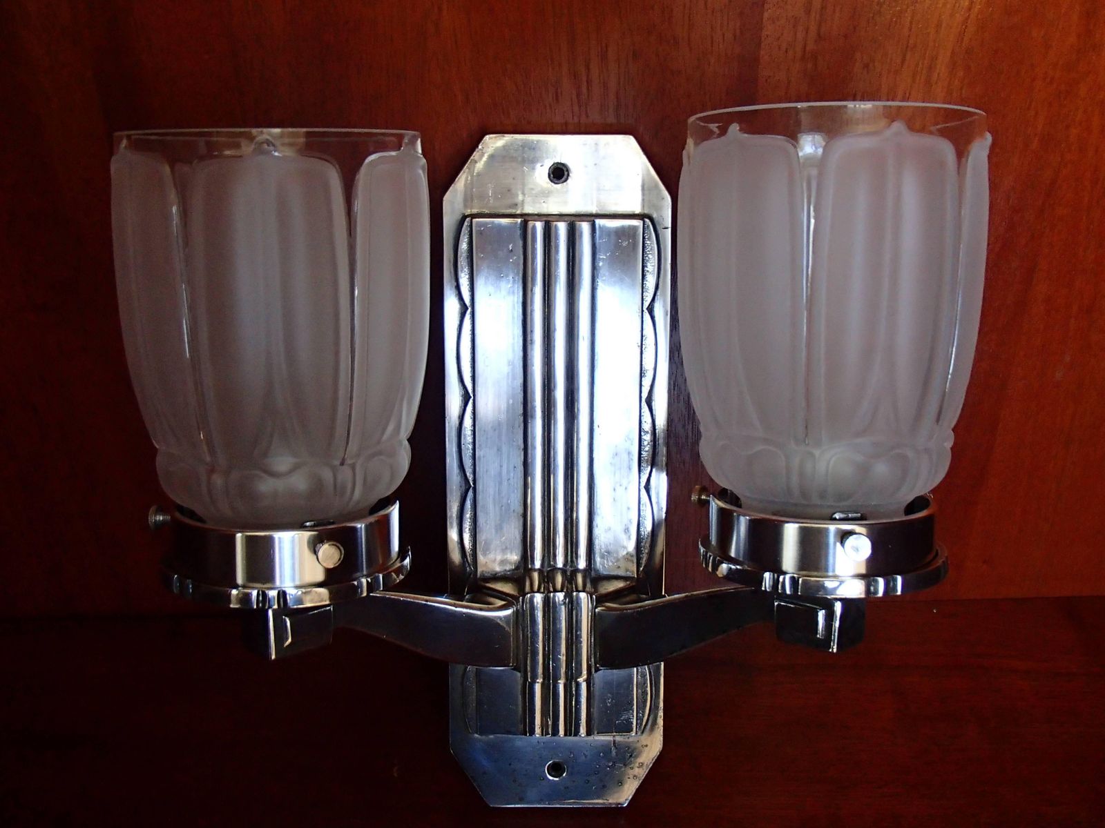 Pair Of Art Deco Silver Plated Walllights With Frosted Glass Shades photo vinterior