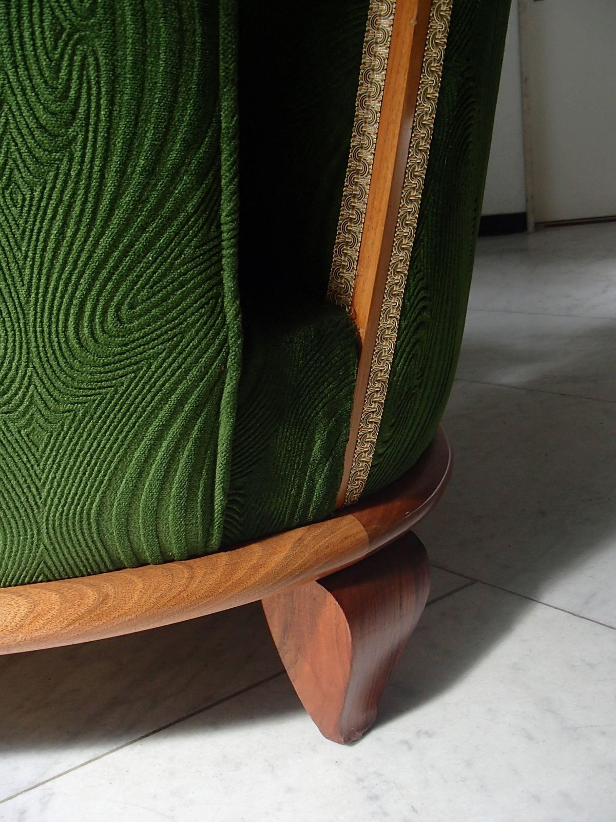 Art Deco Green Velours Three Seat Sofa With Two Armchairs "Merkt" photo vintage