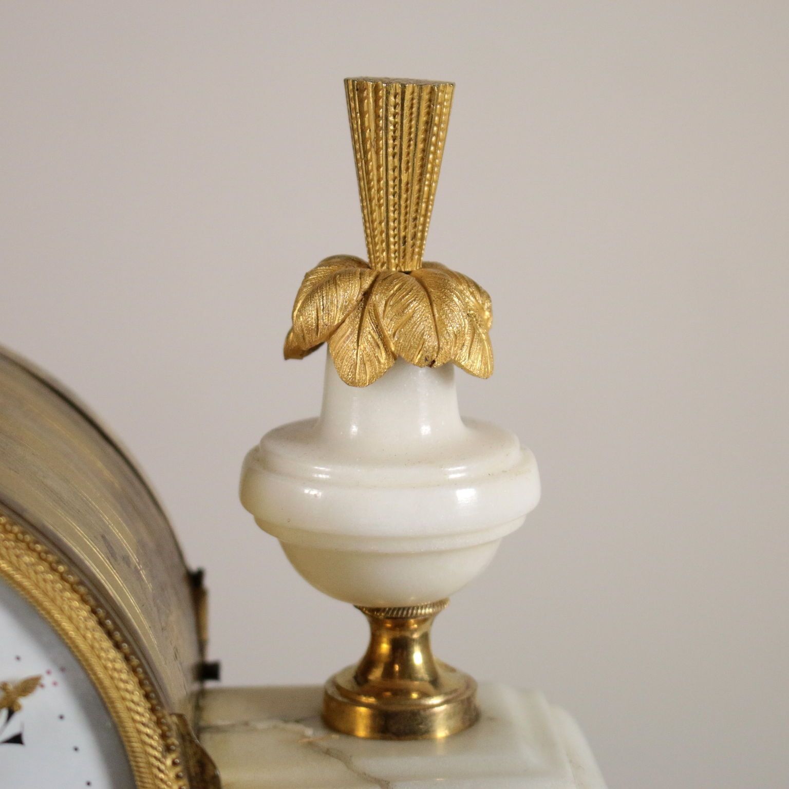 Antique Clock Lèchopiè à Paris Marble Gilded Bronze France 1700s photo Home Decor