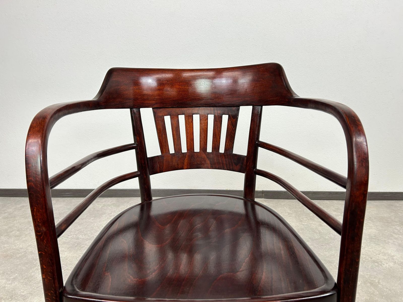 Secession Desk Chair No.6095 By Otto Wagner For Thonet photo for sale