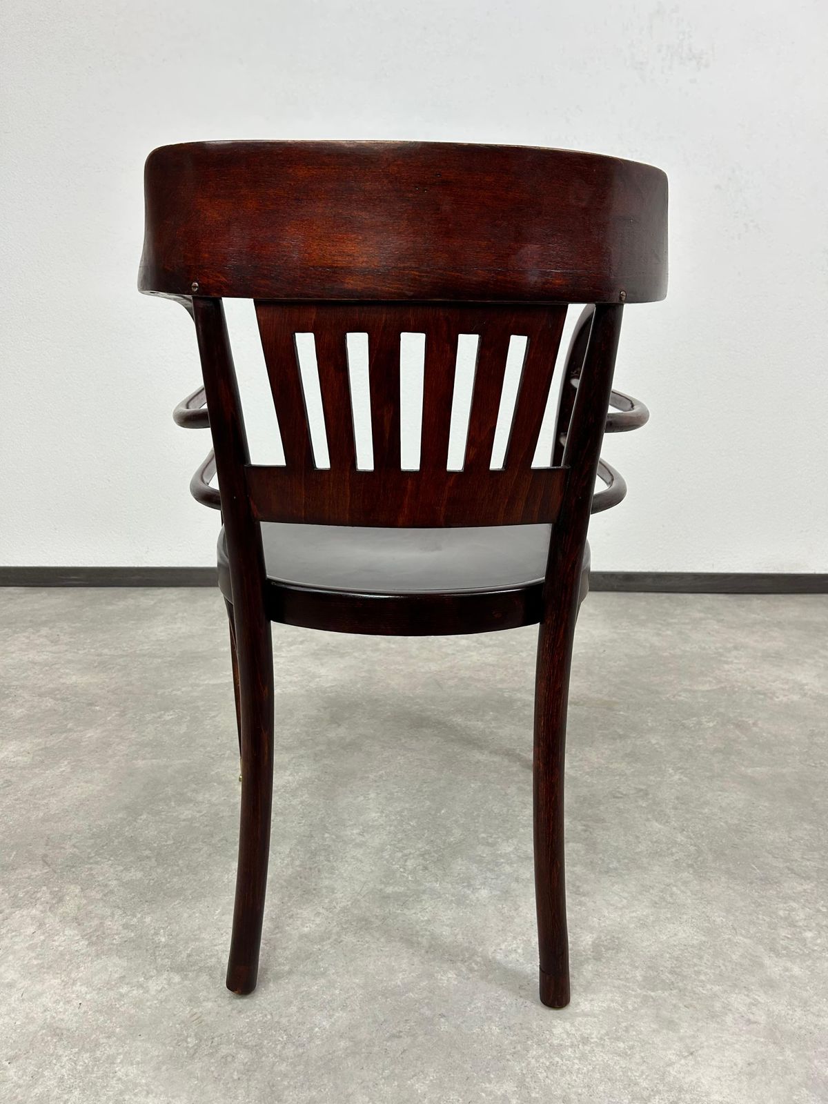 photo furniture Secession Desk Chair No.6095 By Otto Wagner For Thonet