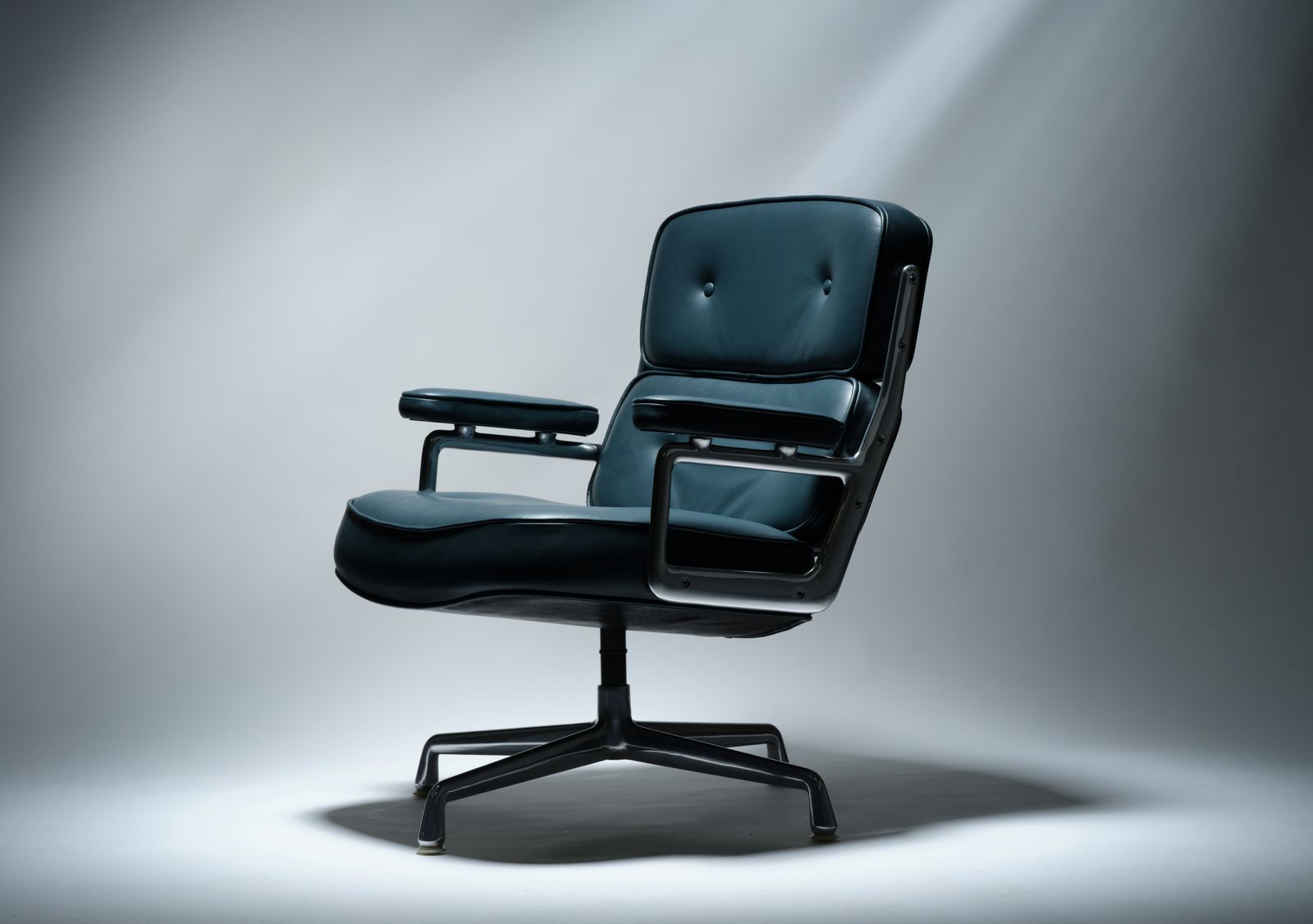 One Owner Fully Restored Herman Miller Ea 108 'Time Life Lobby' Lounge Chair By Charles And Ray Eames, USA Circa 1970's, 2 Chairs Available. photo for sale