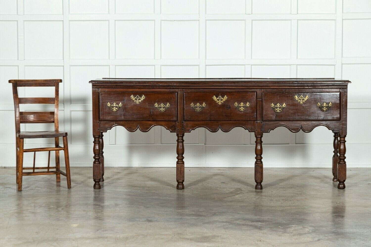 Large 18thc English Oak Dresser photo Furniture