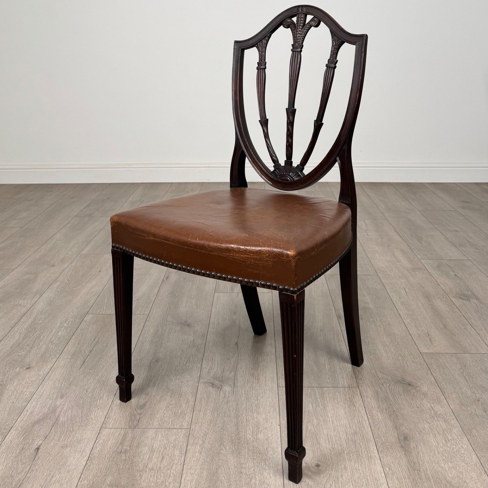 Antique 18th Century Set Of 6 Dining Chairs In Mahogany photo for sale