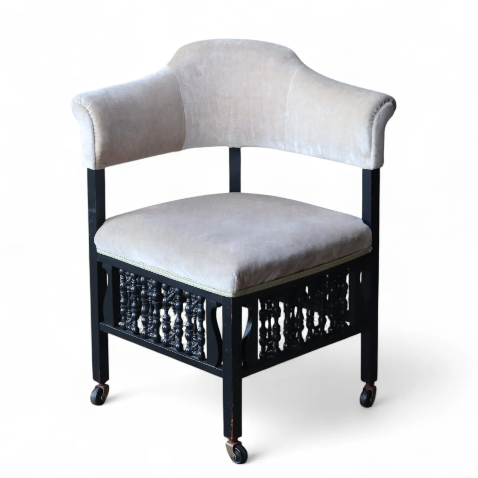 photo vintage Antique Edwardian Ebonised Corner Chair / Armchair