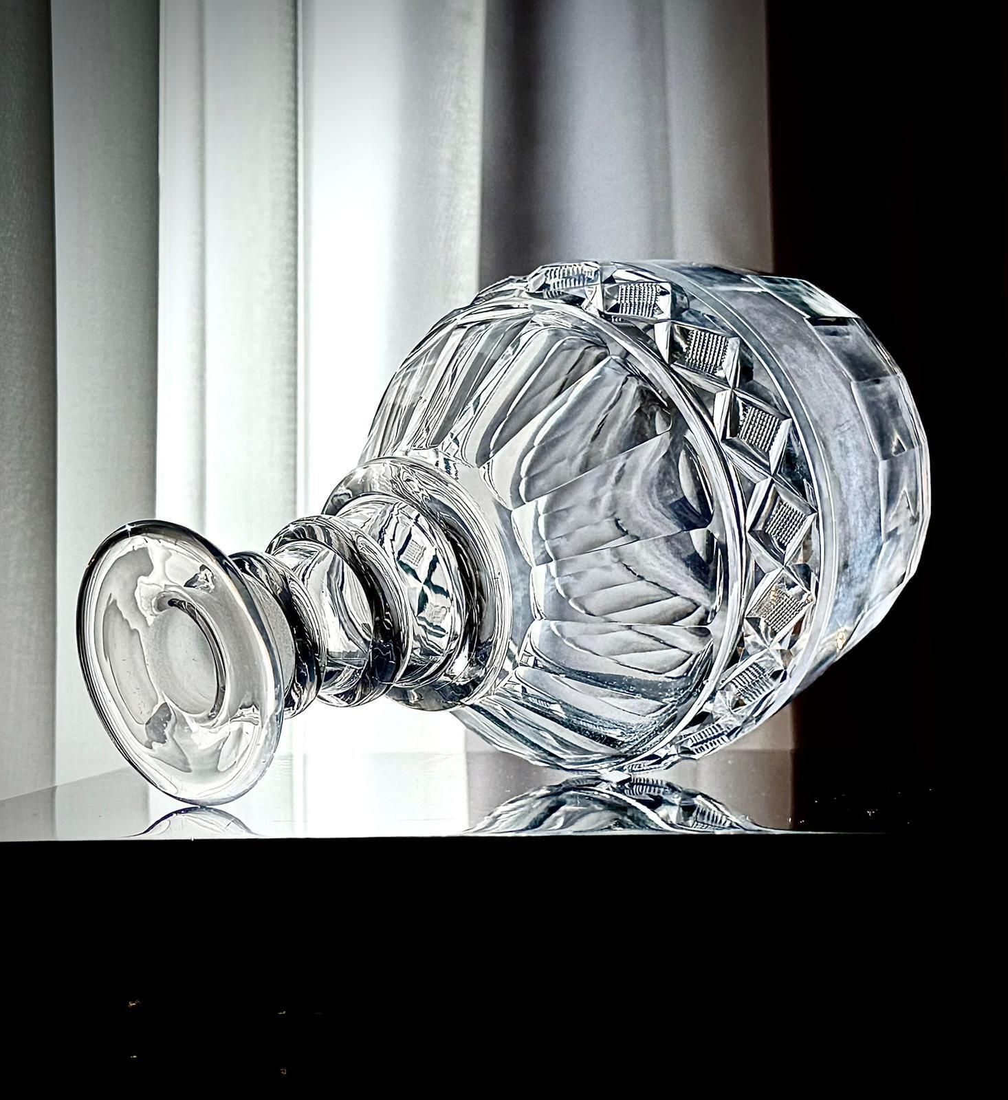 245.0 Late Georgian / Early Regency Cut Glass Decanter, C.1810–1830 photo