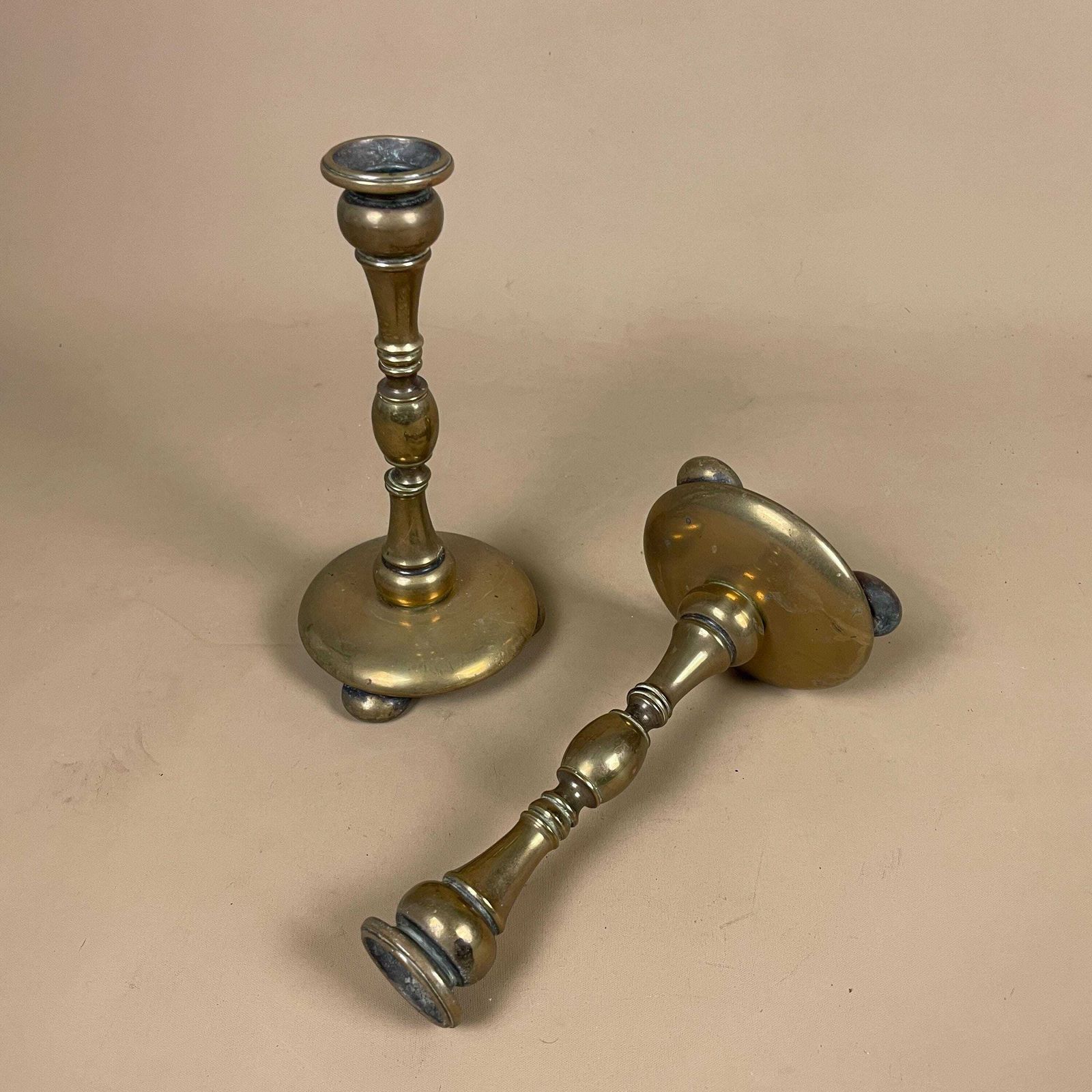 Antique Matching Pair Of Gold Brass Metal Candlestick Candle Stick Vintage Column Taper Dinner Candlesticks Round Base 3 Ball Feet Set photo furniture