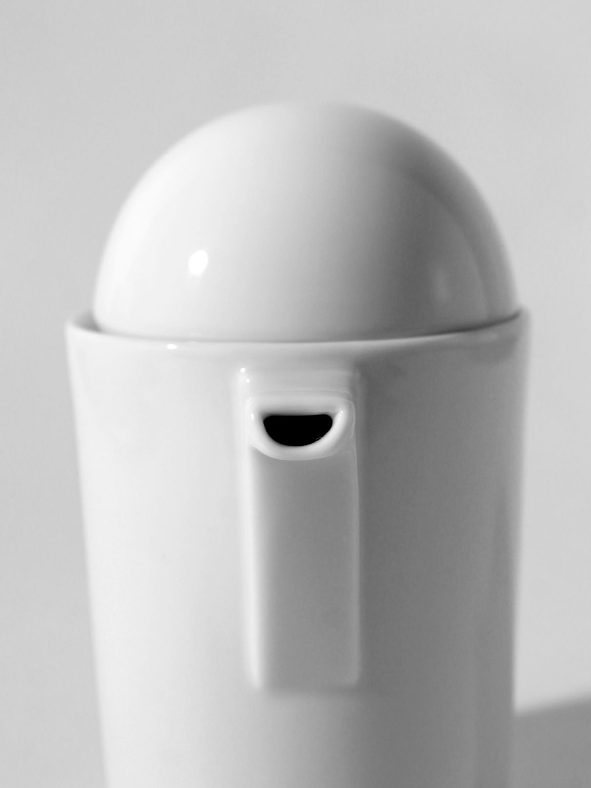 Mario Bellini "Cupola" Porcelain Creamer, For Rosenthal, 1980s photo for sale