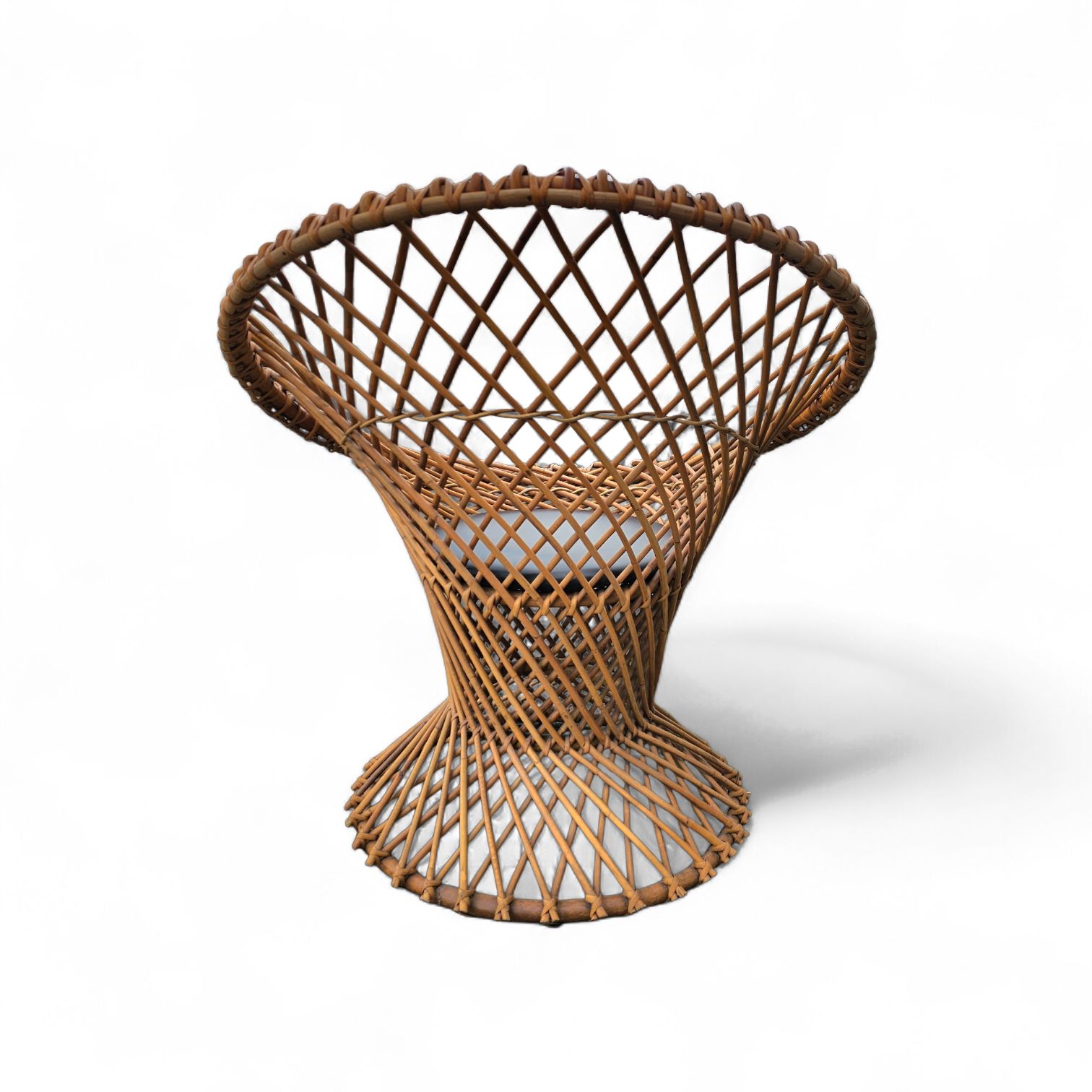 Rohé Noordwolde Circle Rattan Chair Fauteuil photo Furniture