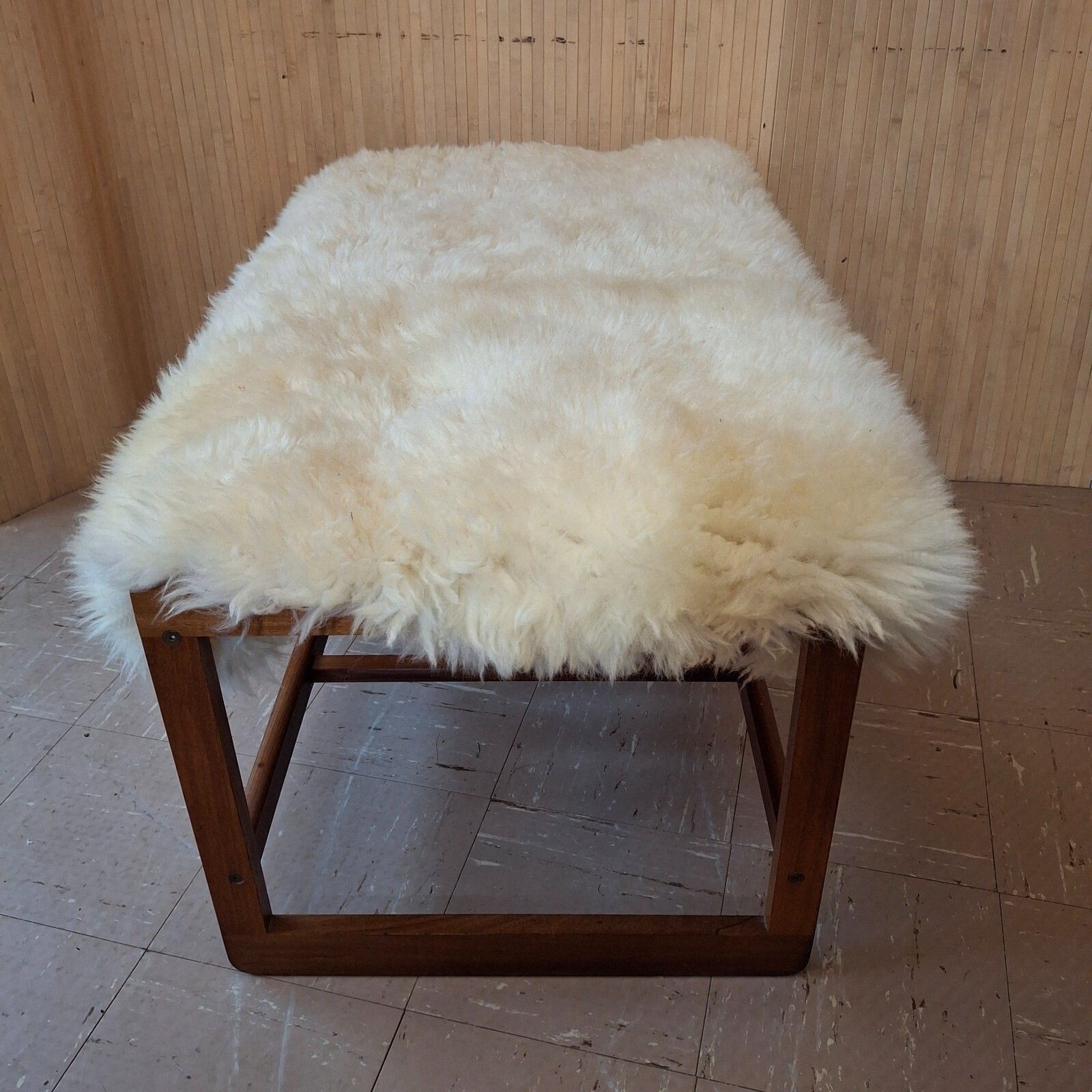 325.0 Fab Vintage Retro Bench Seat Boot Room Hall Gym Shoe Rack Teak Cream Sheepskin photo