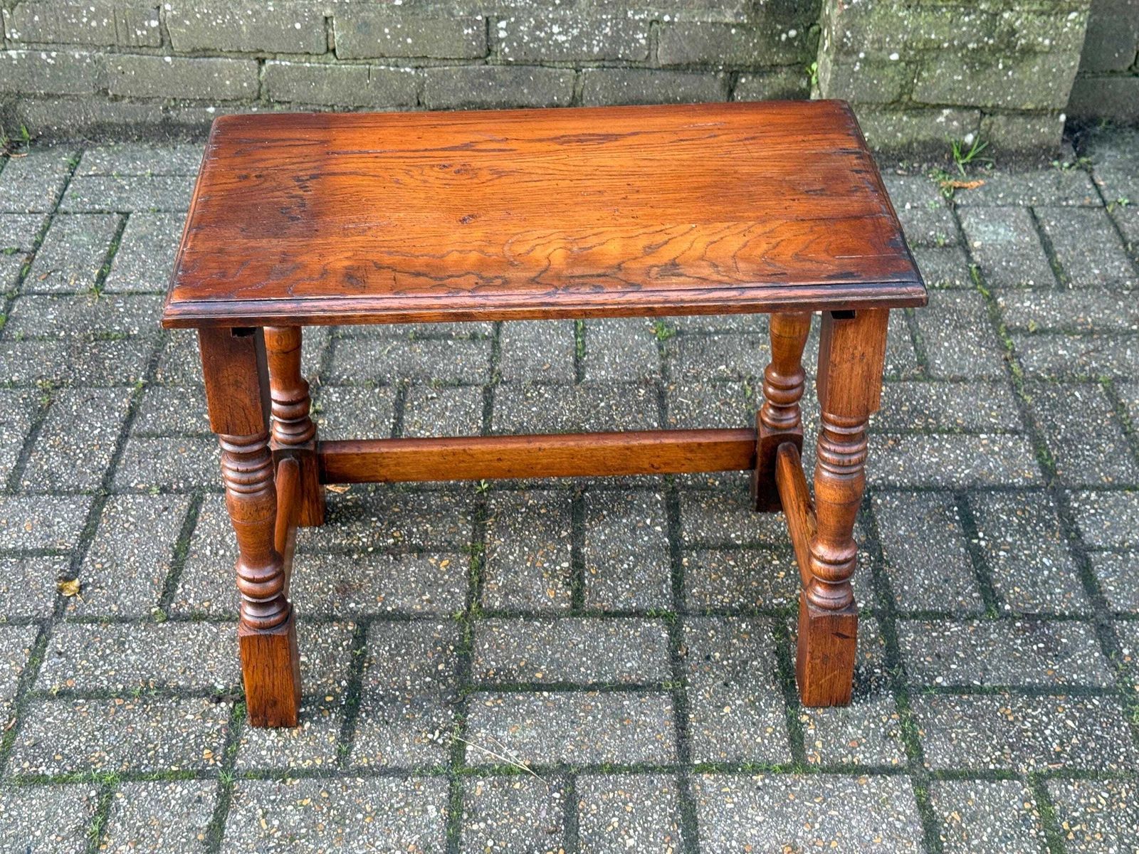Quality Vintage Solid Wood Side Table English Traditional Occasional Table C1950s (59cm W X 47cm H) photo Furniture