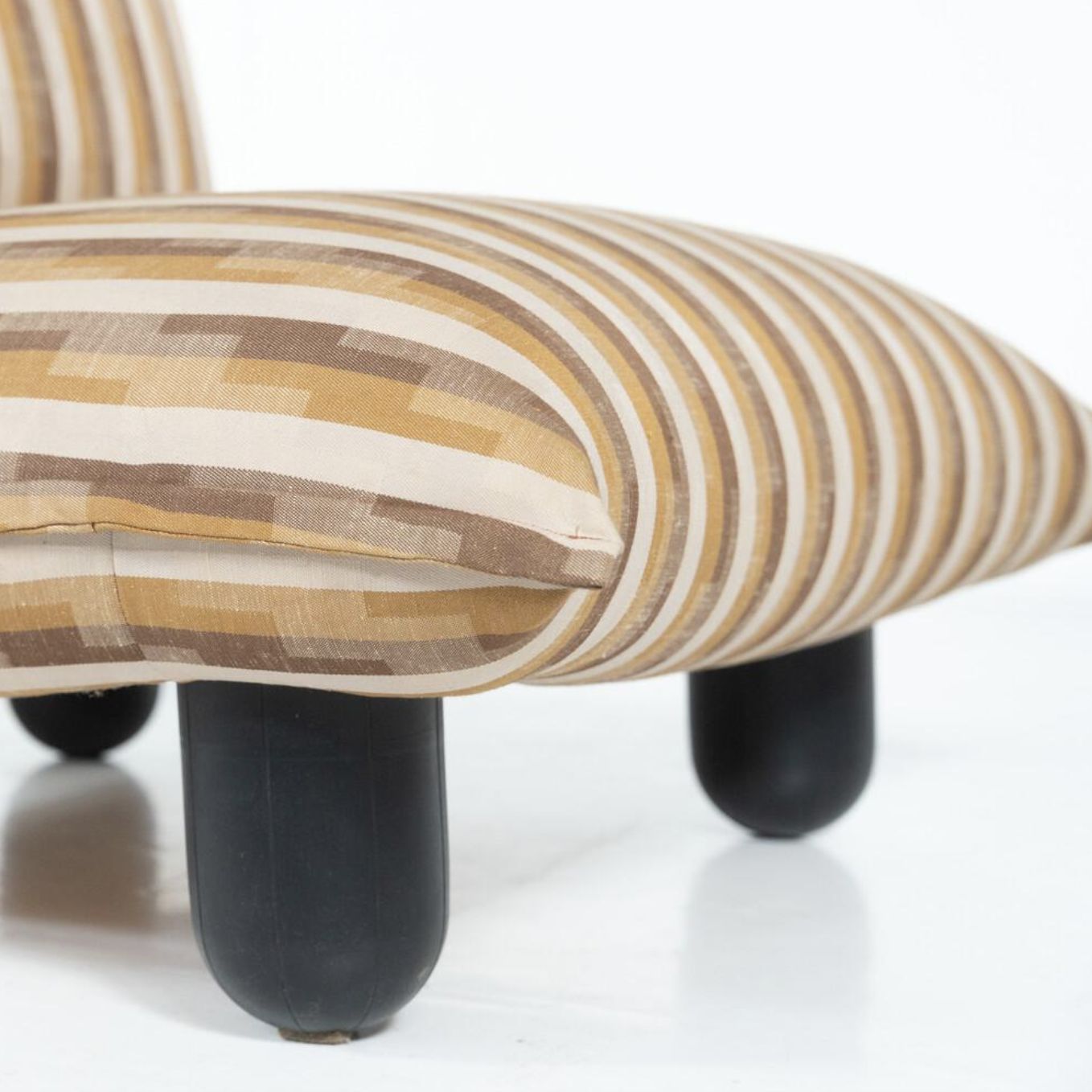 photo vinterior Mid Century Pair Of Armchairs, Dall Oca, 1970s