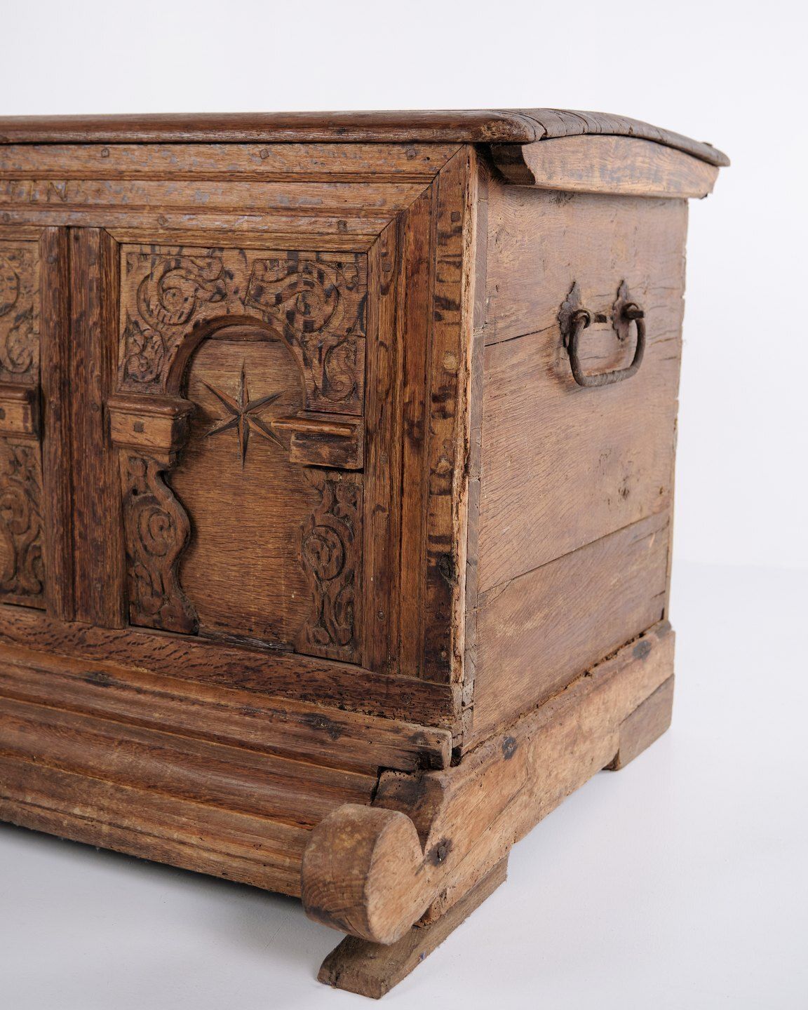 Chest – Oak – Carved Details & Inlay – C. 1860s photo 1225.0